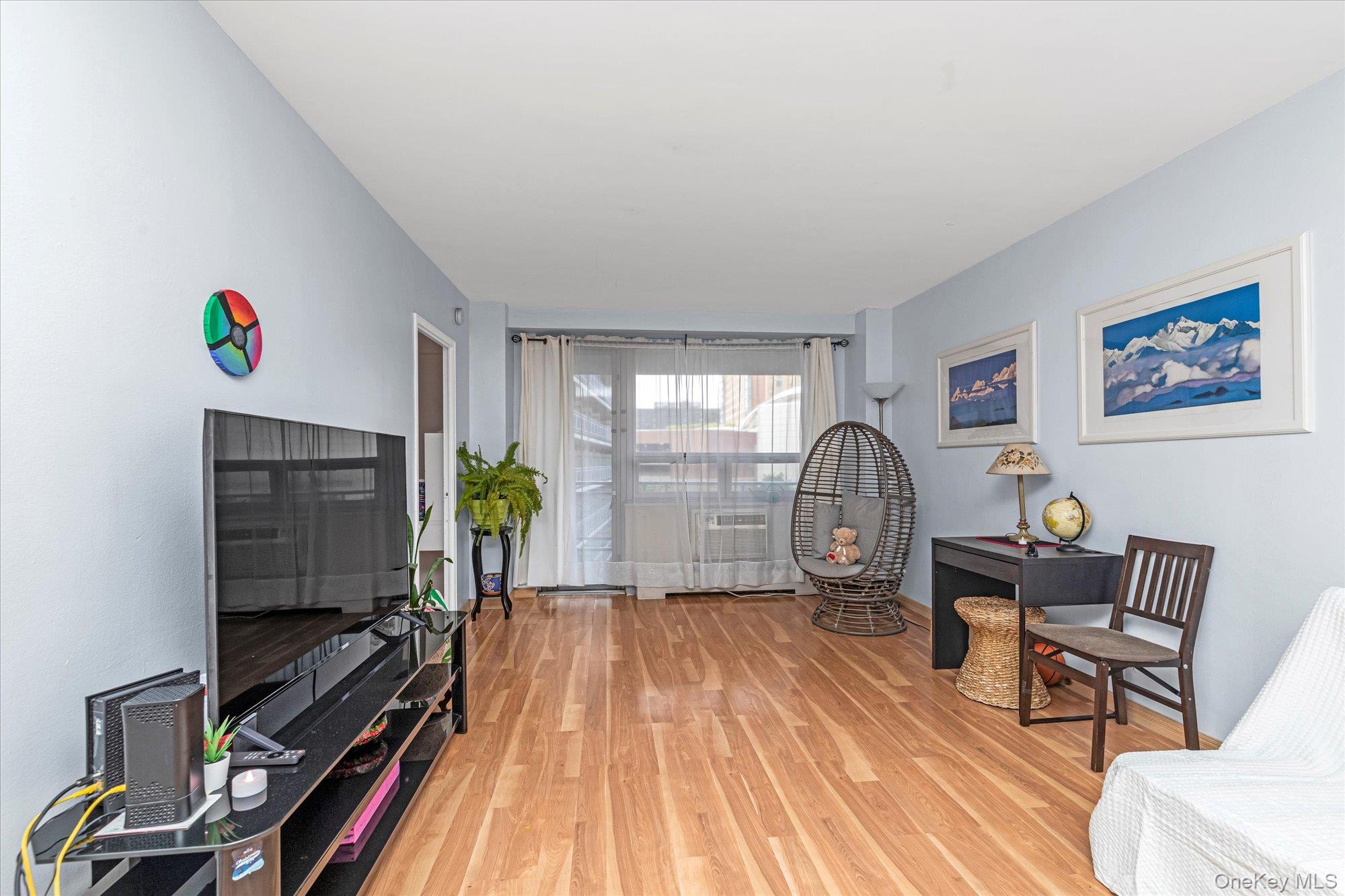61-15 97 St # 4K, Flushing, NY 11374