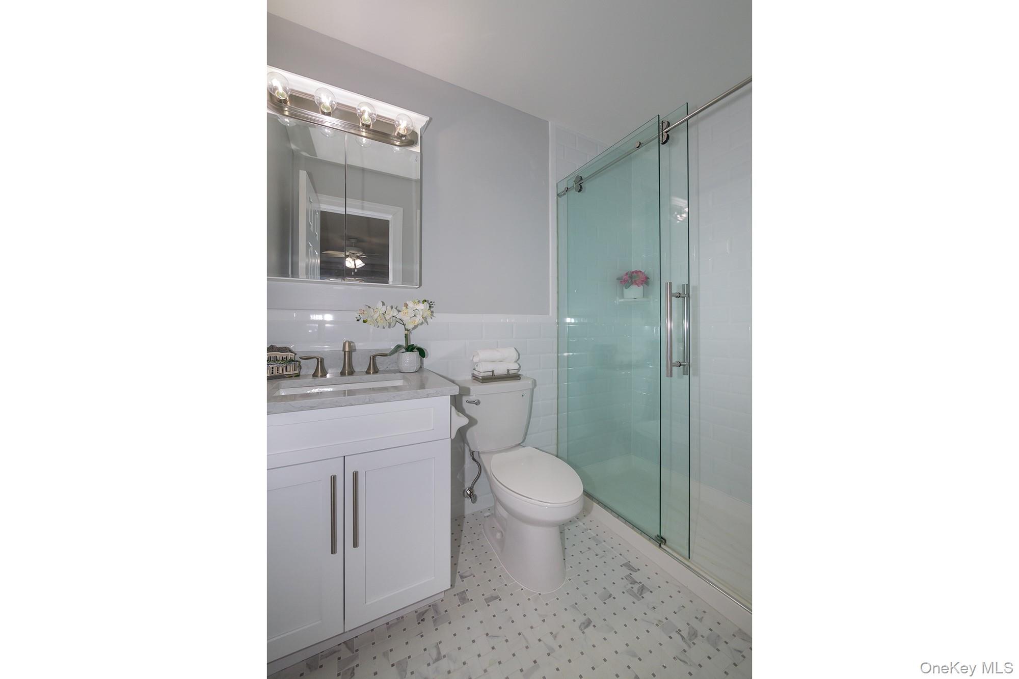 2 Victorian Court # 105, Holtsville, NY 11742