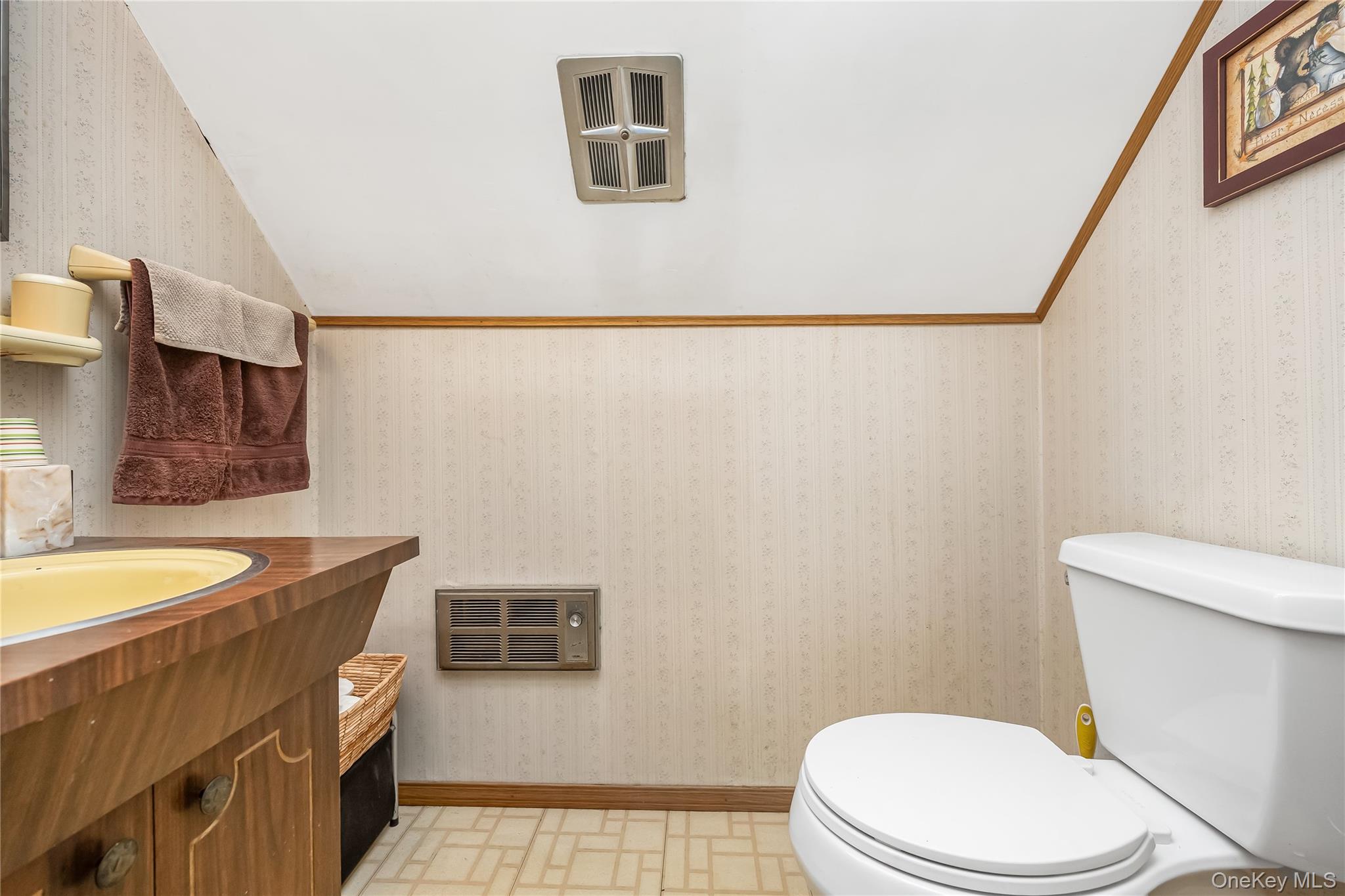 93 Flamingo Road, Levittown, NY 11756