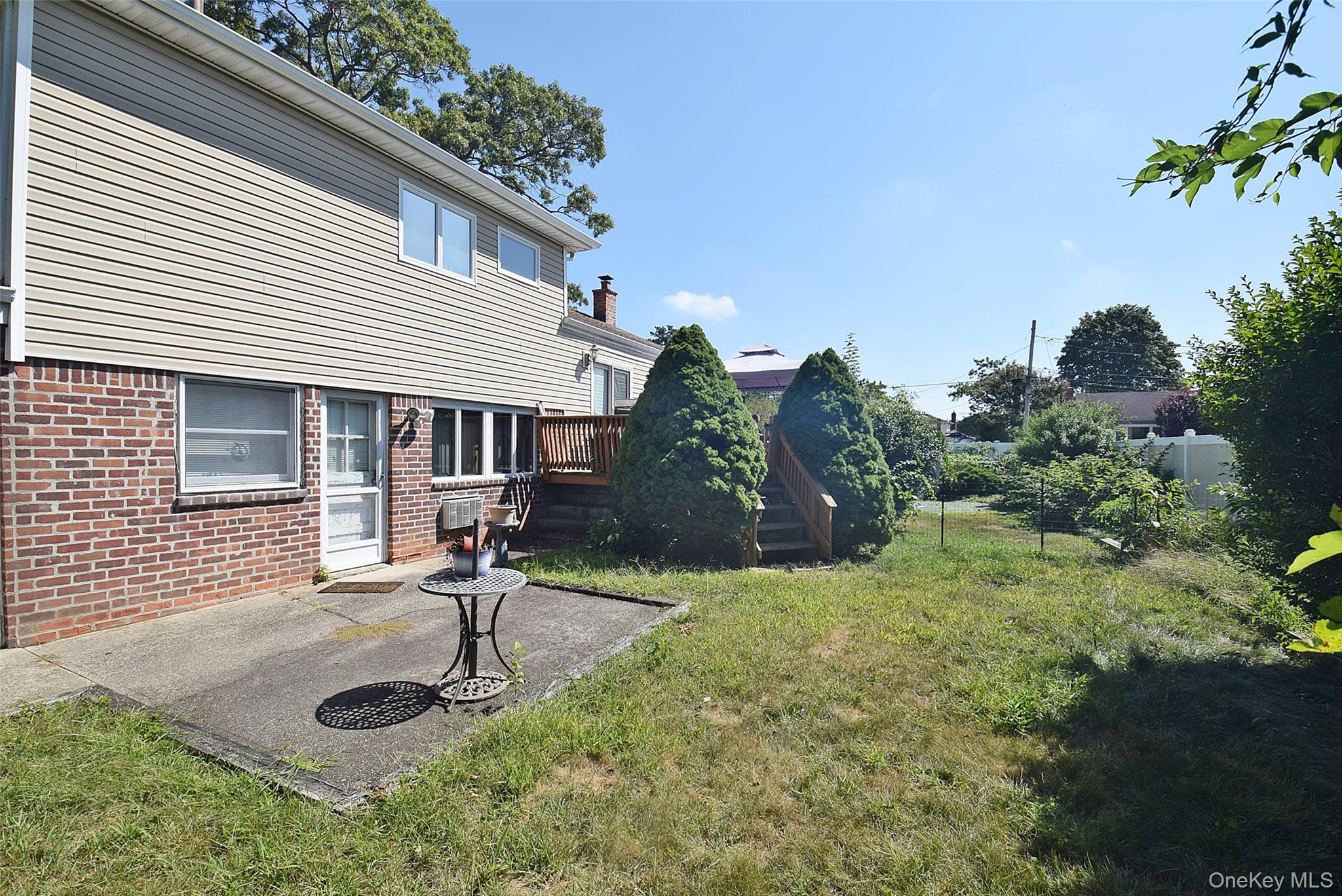 104 Woods Road, North Babylon, NY 11703