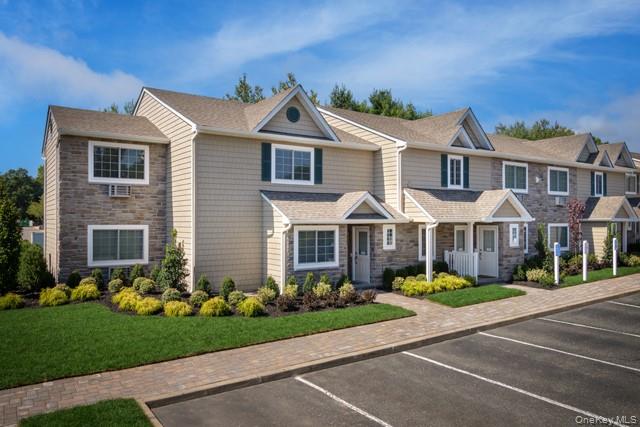 2 Victorian Court # 149, Holtsville, NY 11742