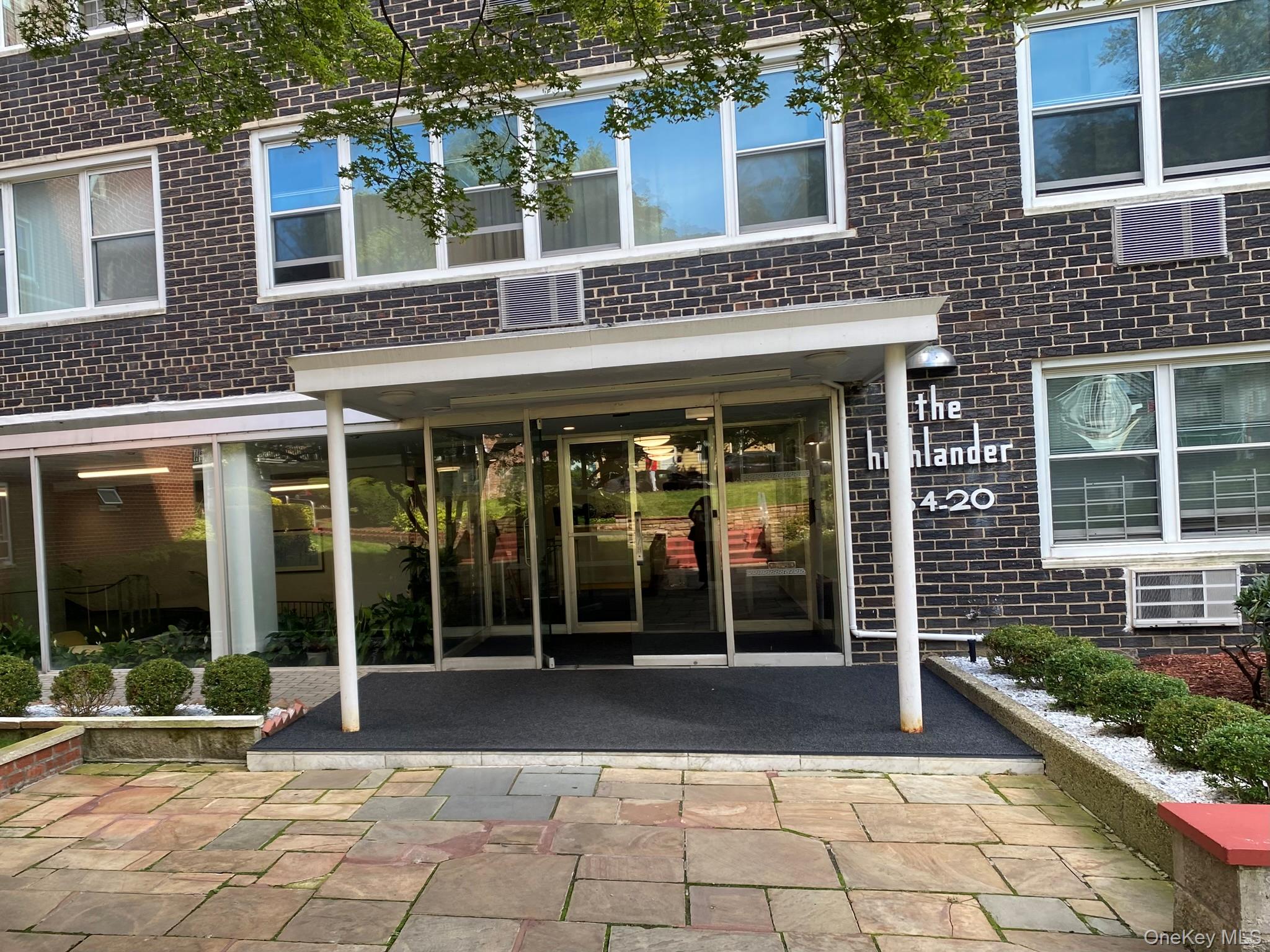 164-20 Highland Avenue # 2M, Jamaica Hills, NY 11432