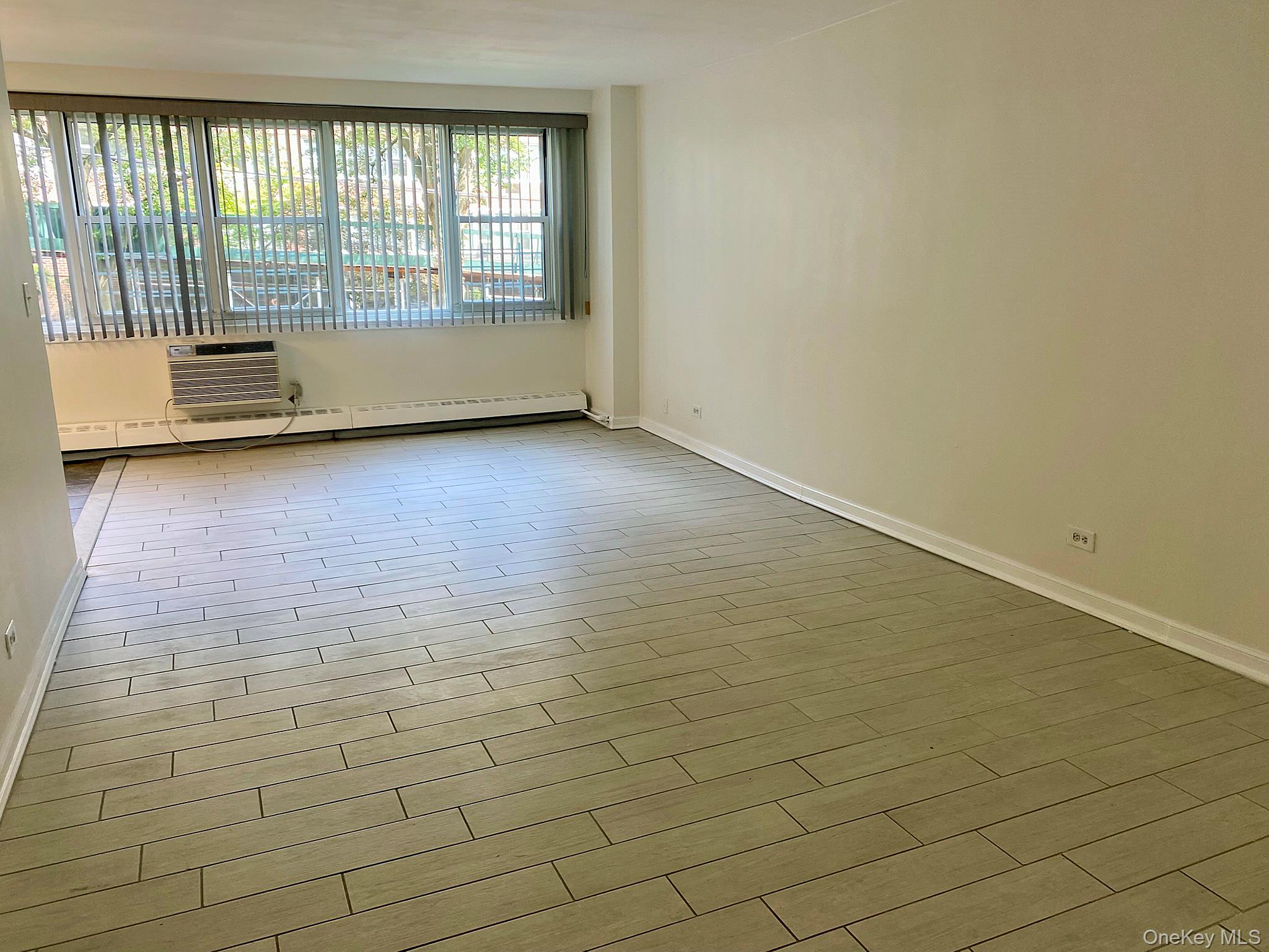 164-20 Highland Avenue # 2M, Jamaica Hills, NY 11432