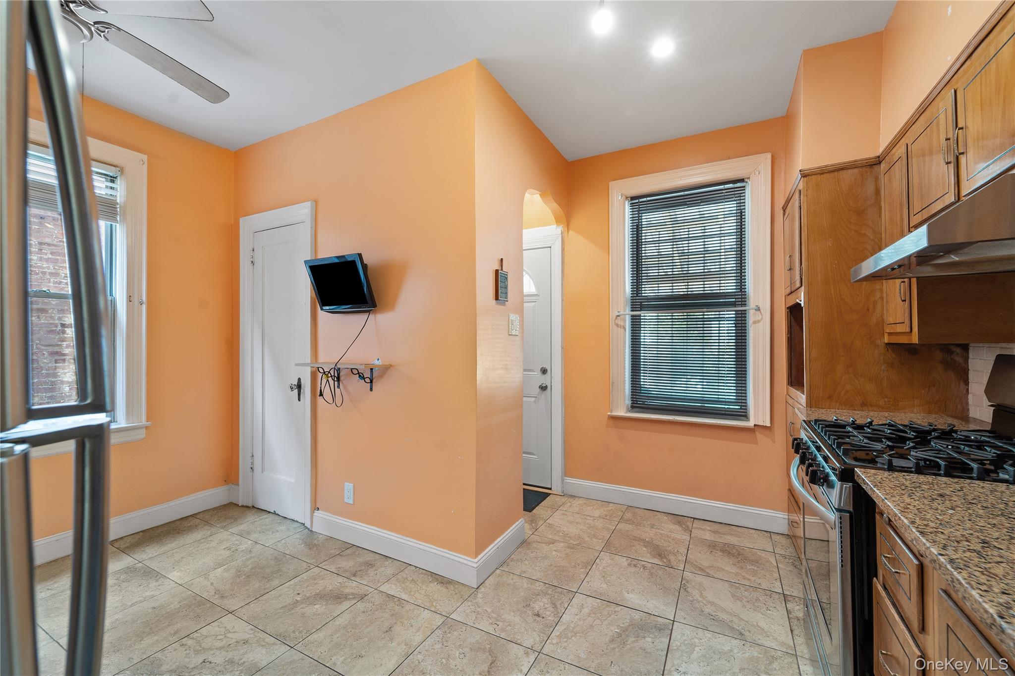 162 E 57th Street, Brooklyn, NY 11203