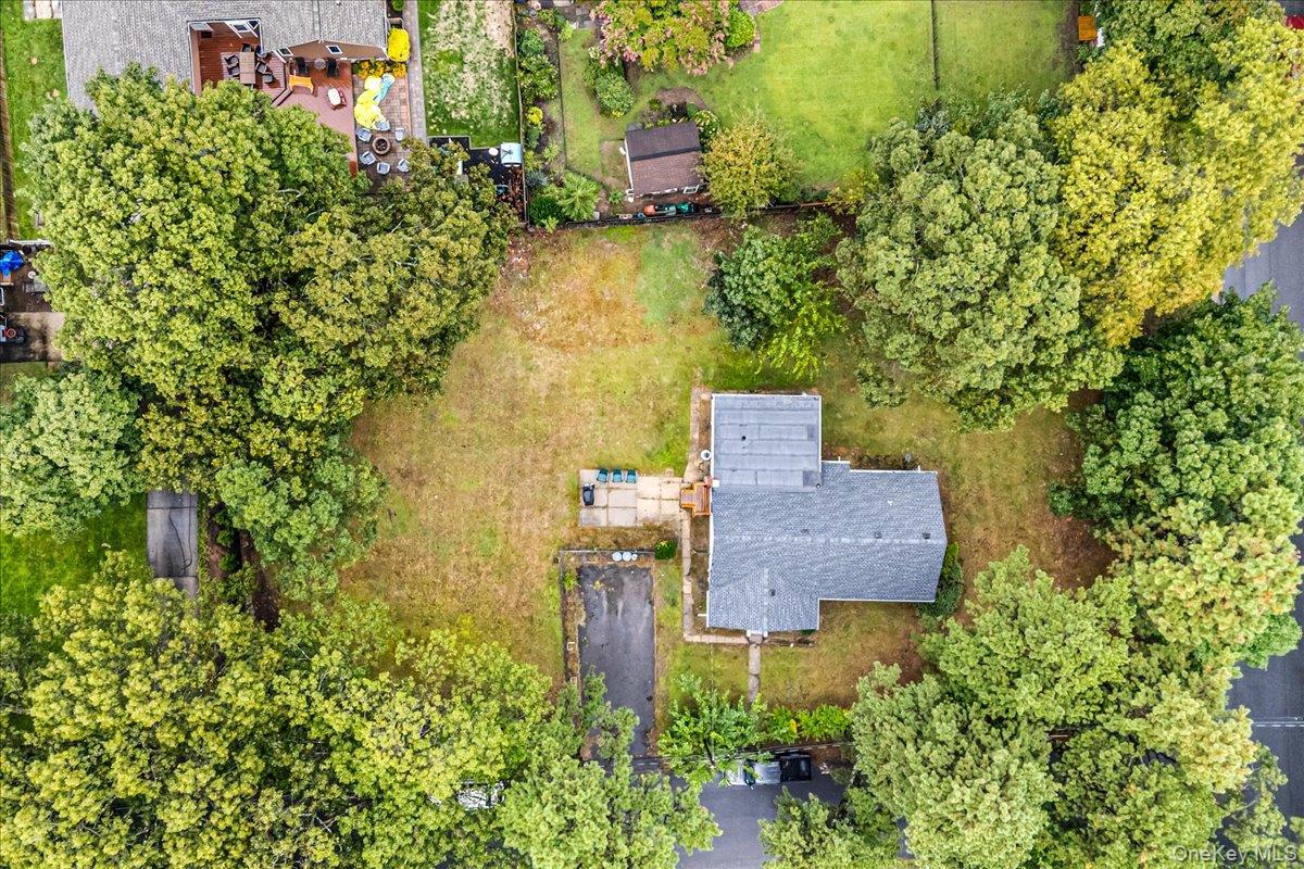 5 Sycamore Street, Centereach, NY 11720