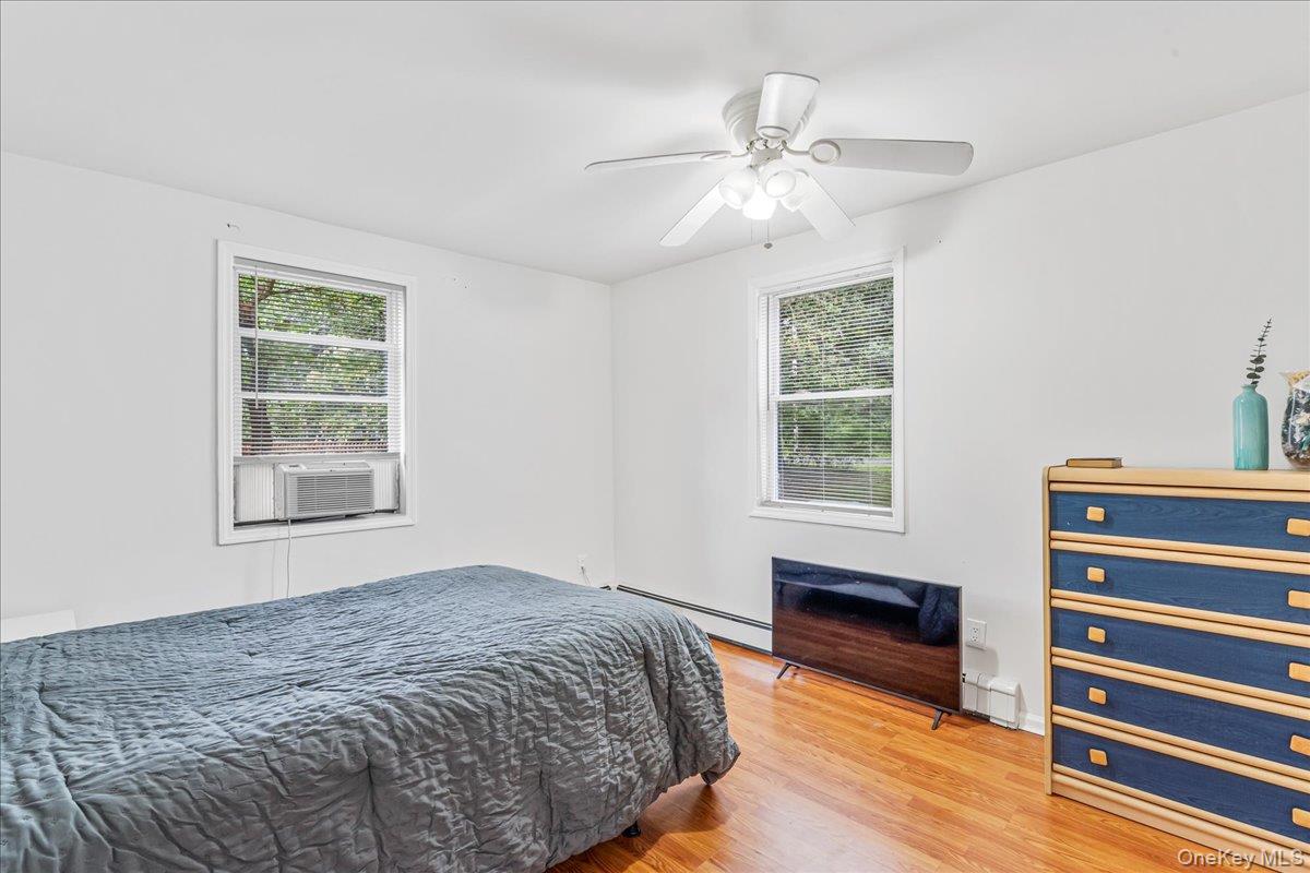 5 Sycamore Street, Centereach, NY 11720