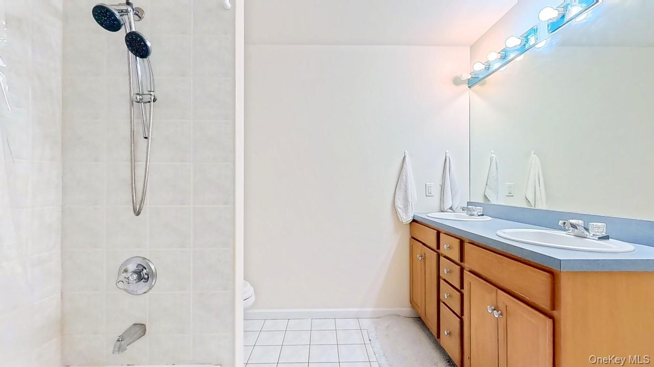 9 Prestwick Drive, Monroe, NY 10950