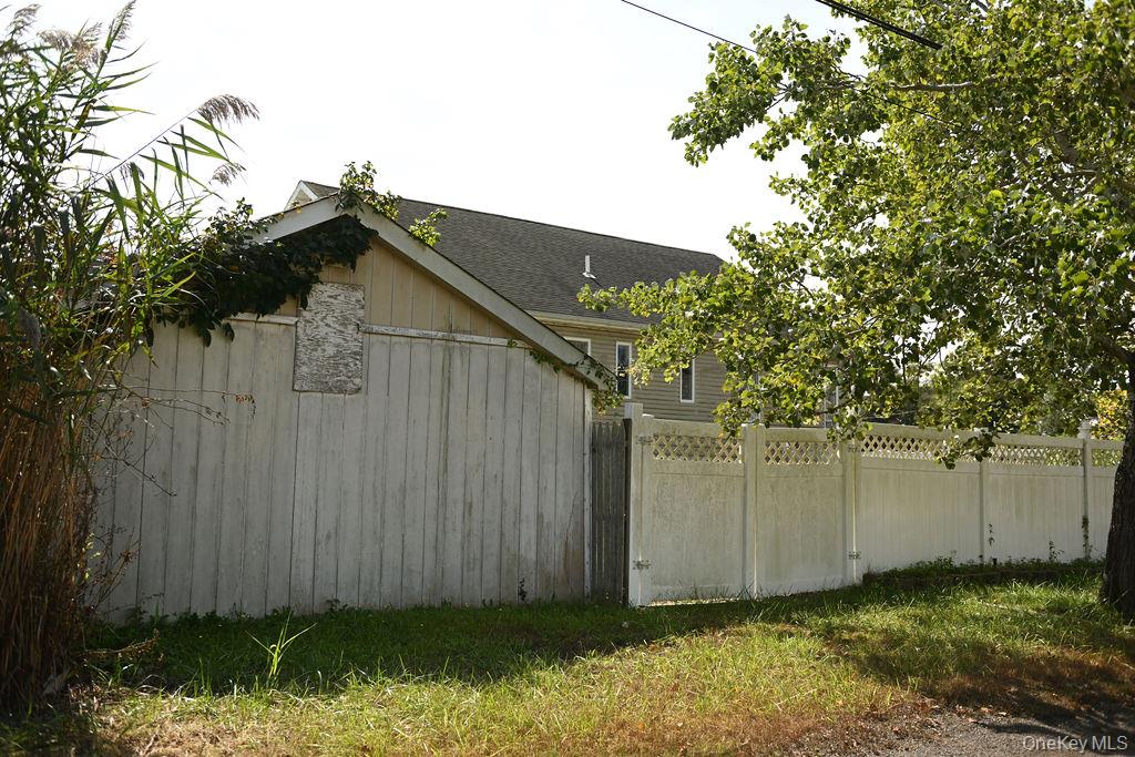 115 Riviera Drive, Mastic Beach, NY 11951