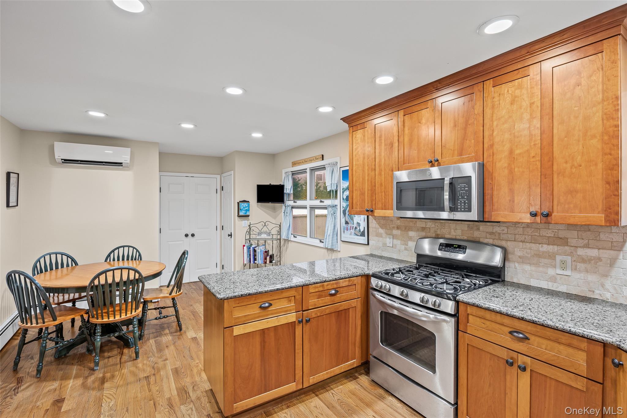 169 Sunset Avenue, Island Park, NY 11558