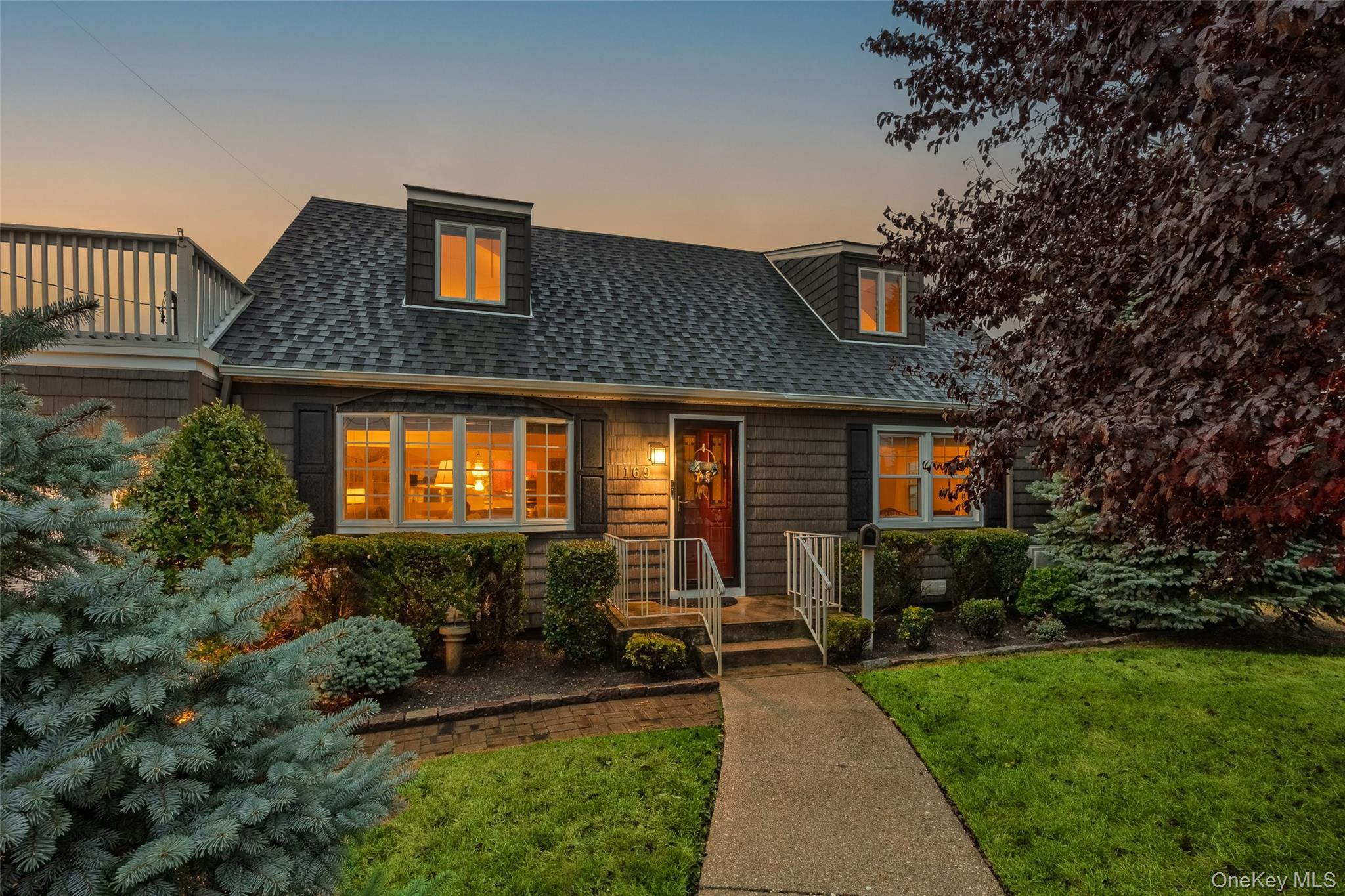 169 Sunset Avenue, Island Park, NY 11558