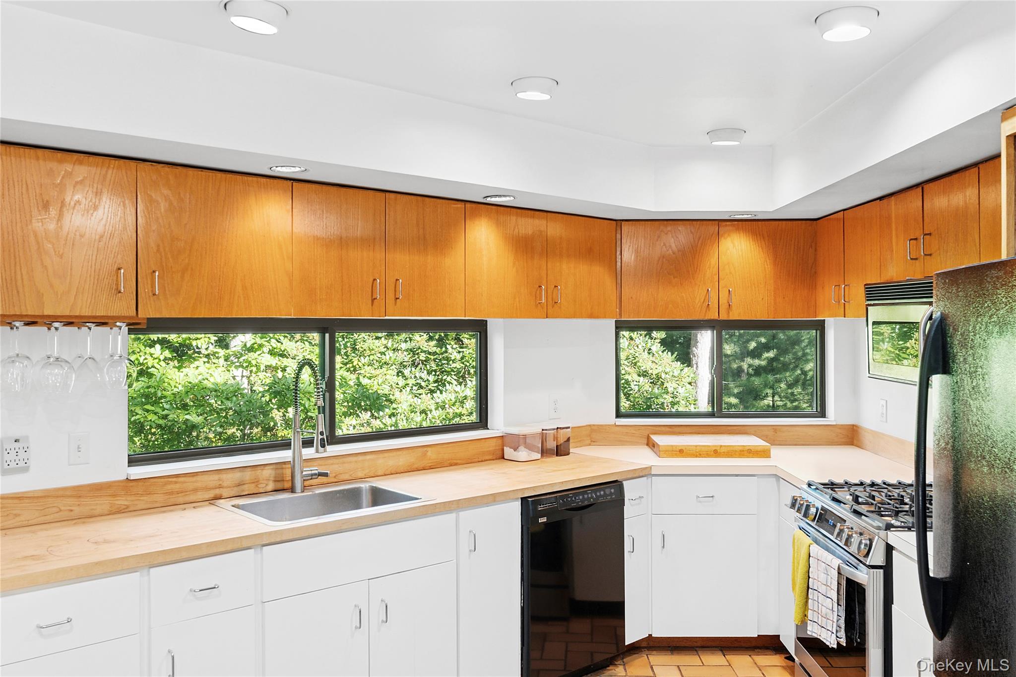 526 Hands Creek Road, East Hampton, NY 11937