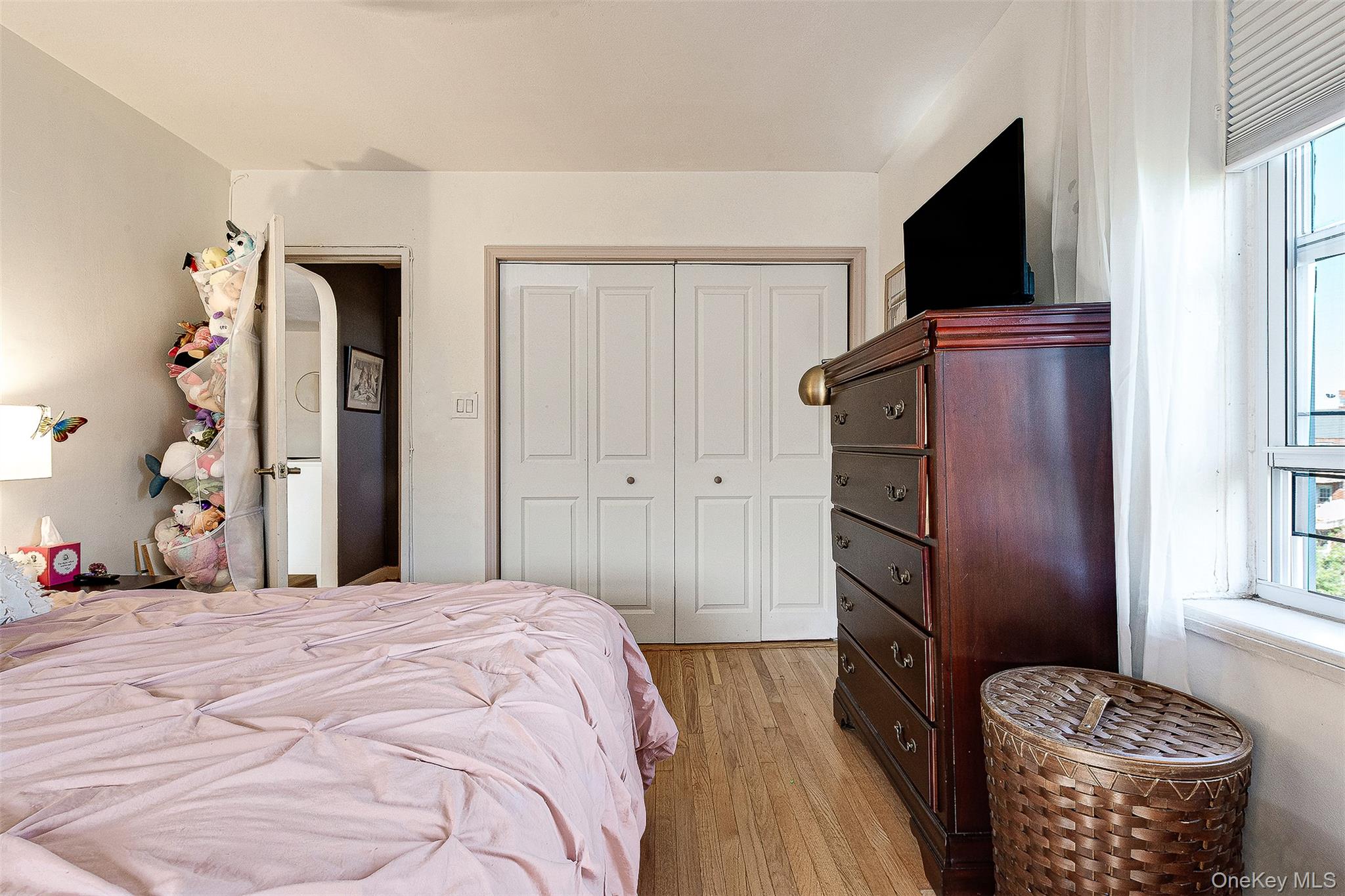 72-61 113th Street # 6P, Forest Hills, NY 11375