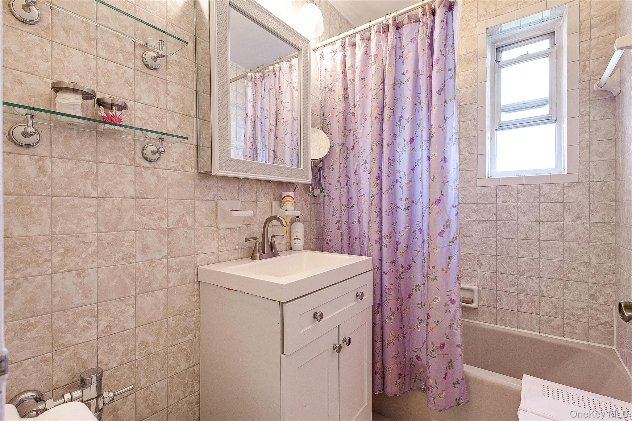 72-61 113th Street # 6P, Forest Hills, NY 11375