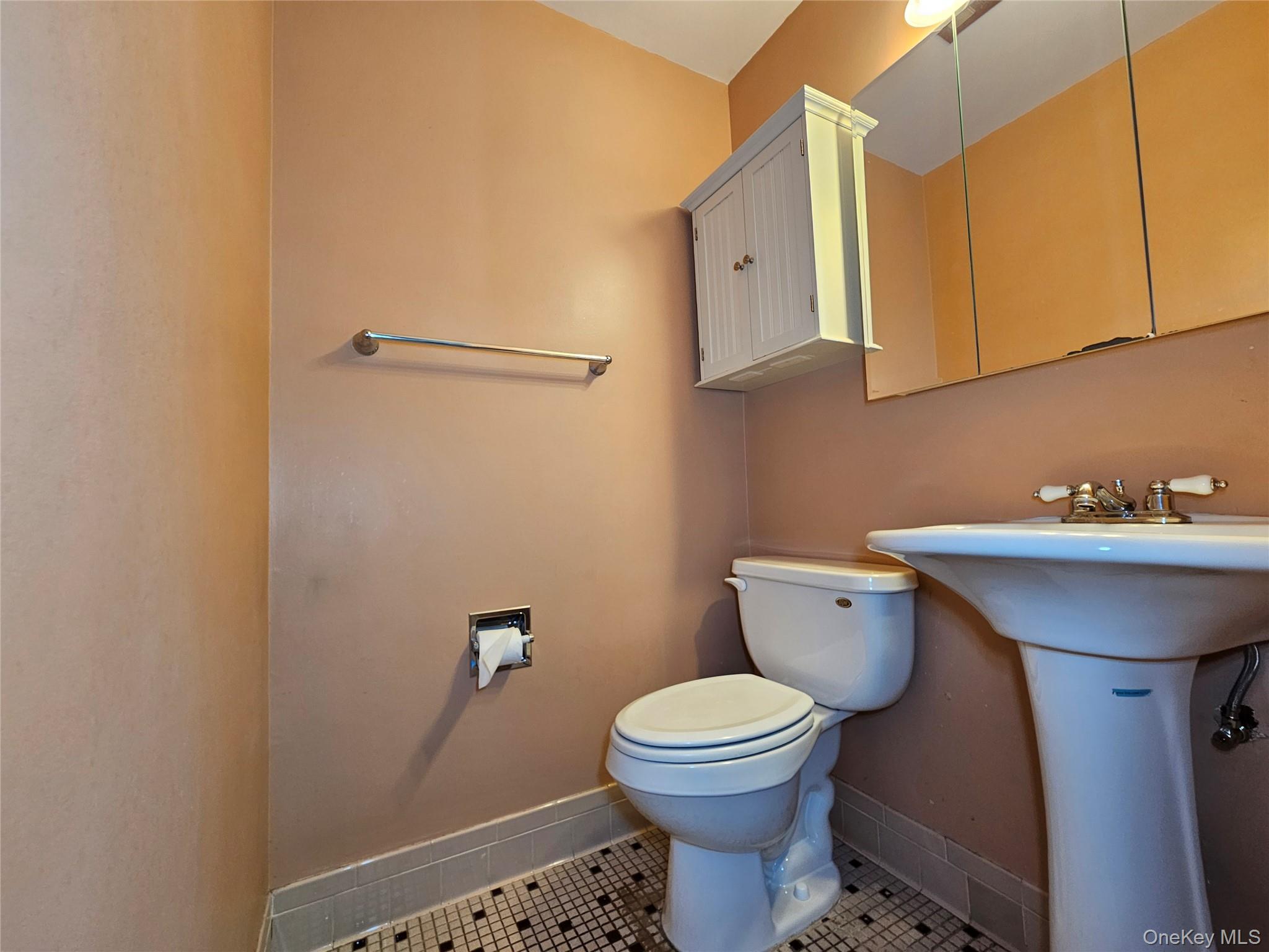 306 Old Mill Road, Southfields, NY 10975