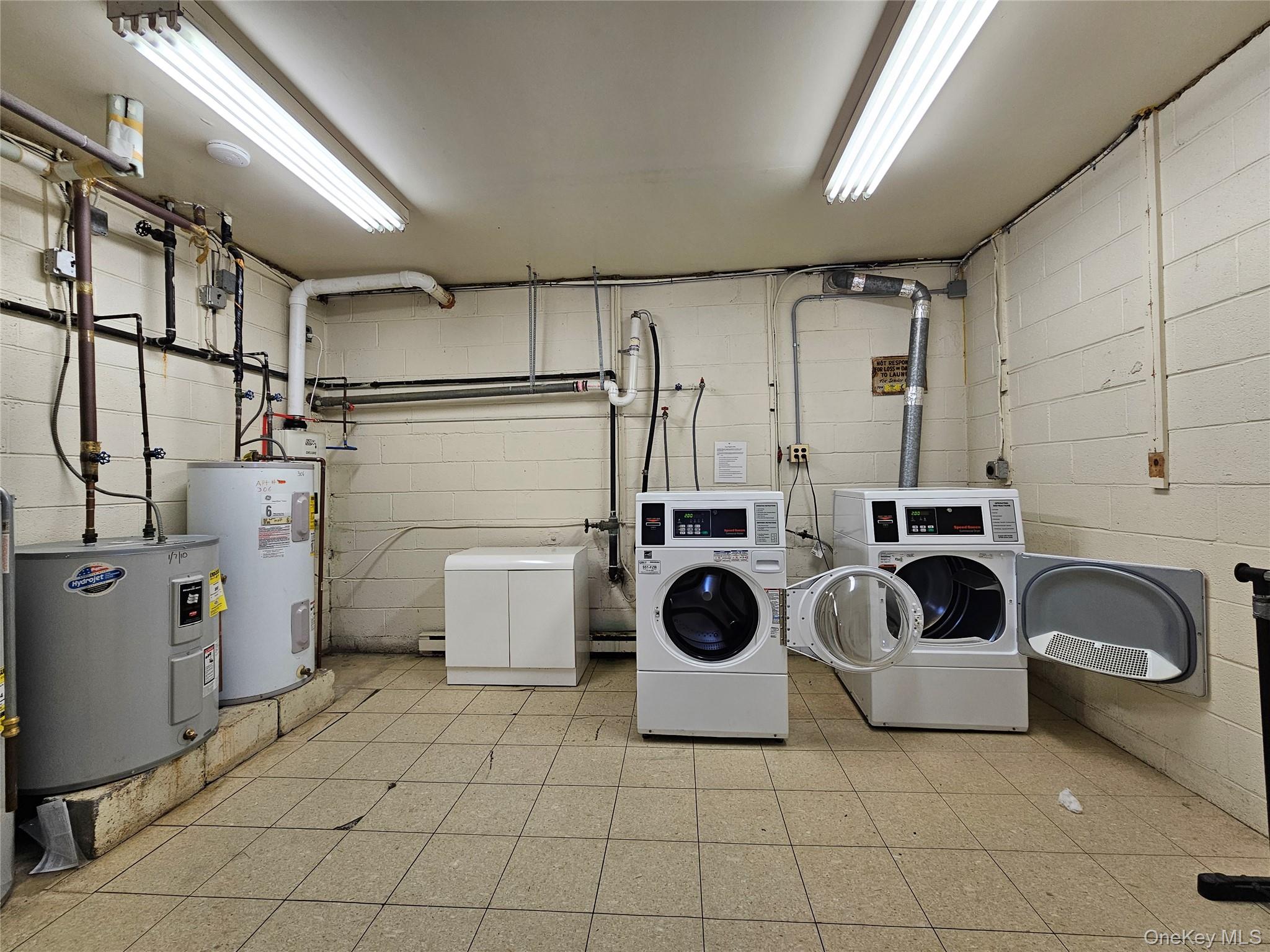 306 Old Mill Road, Southfields, NY 10975