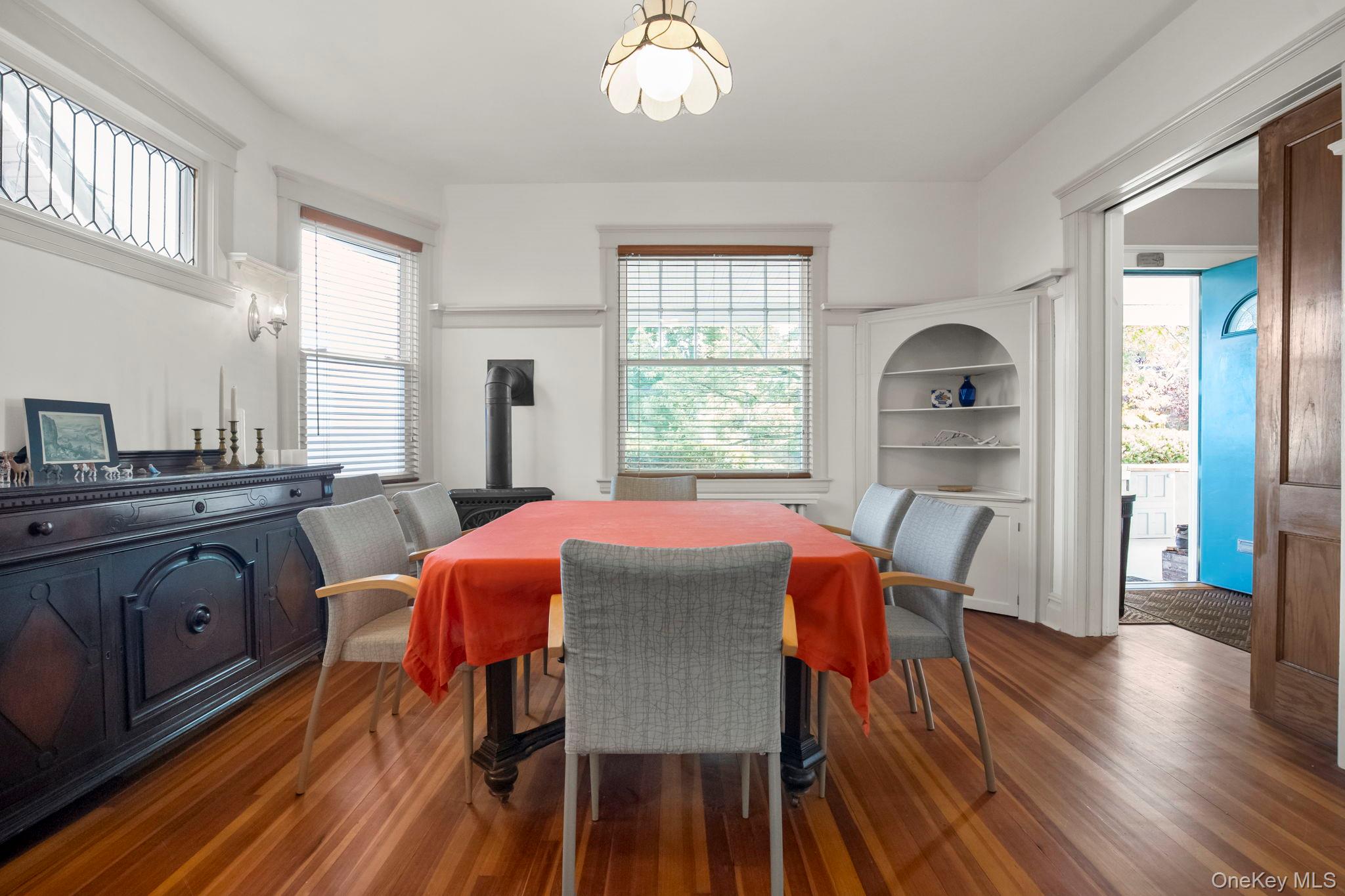 39 Bayley Avenue, Yonkers, NY 10705