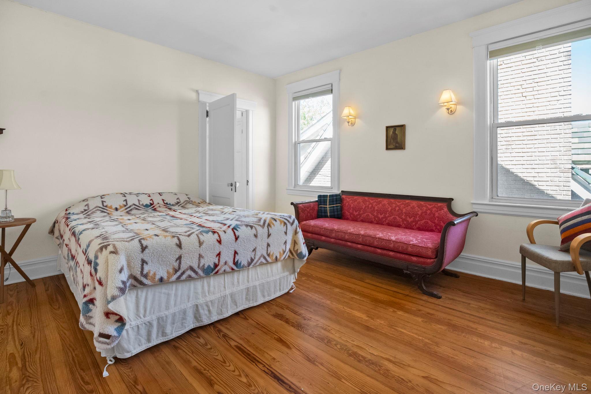 39 Bayley Avenue, Yonkers, NY 10705