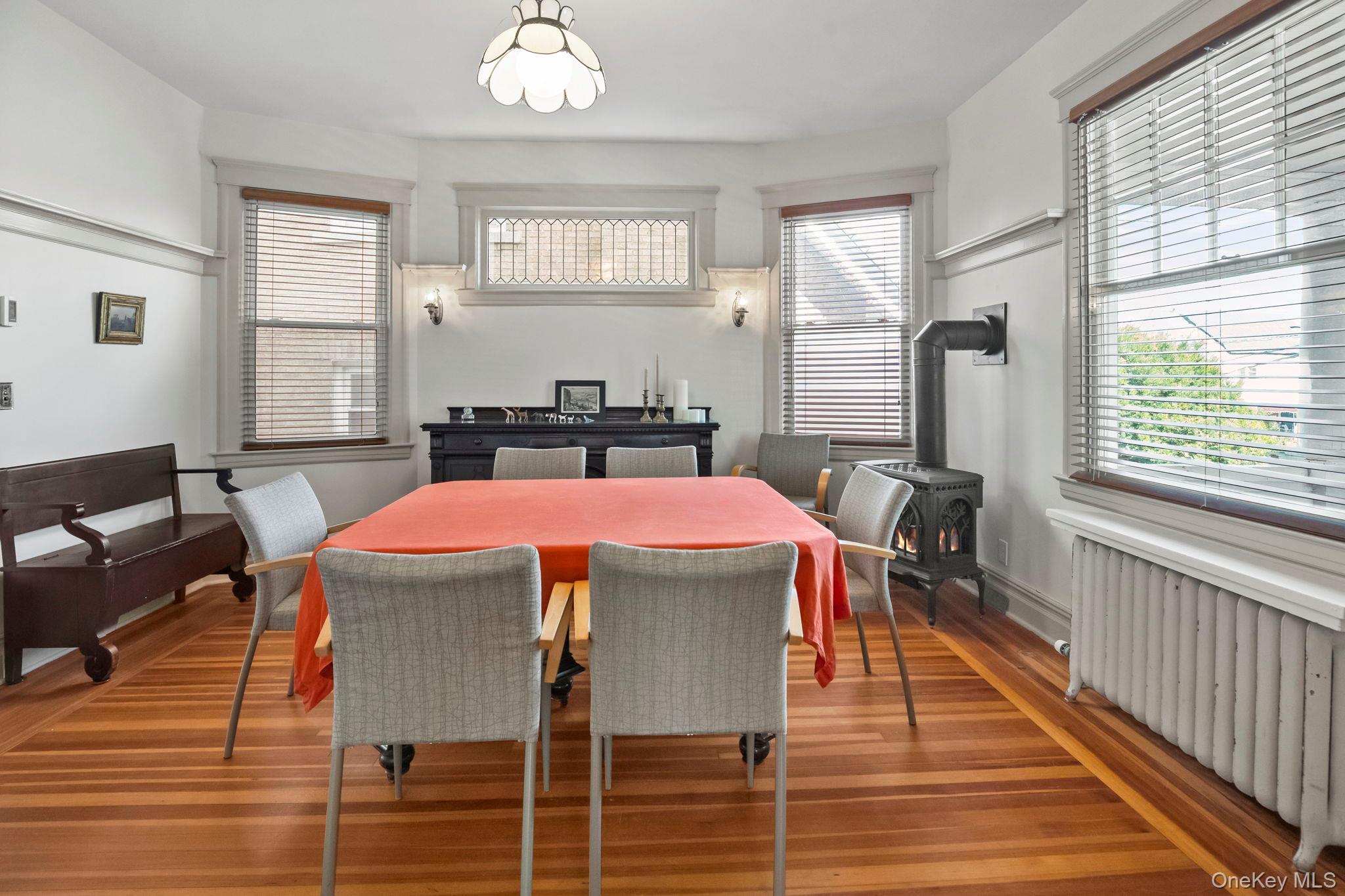 39 Bayley Avenue, Yonkers, NY 10705