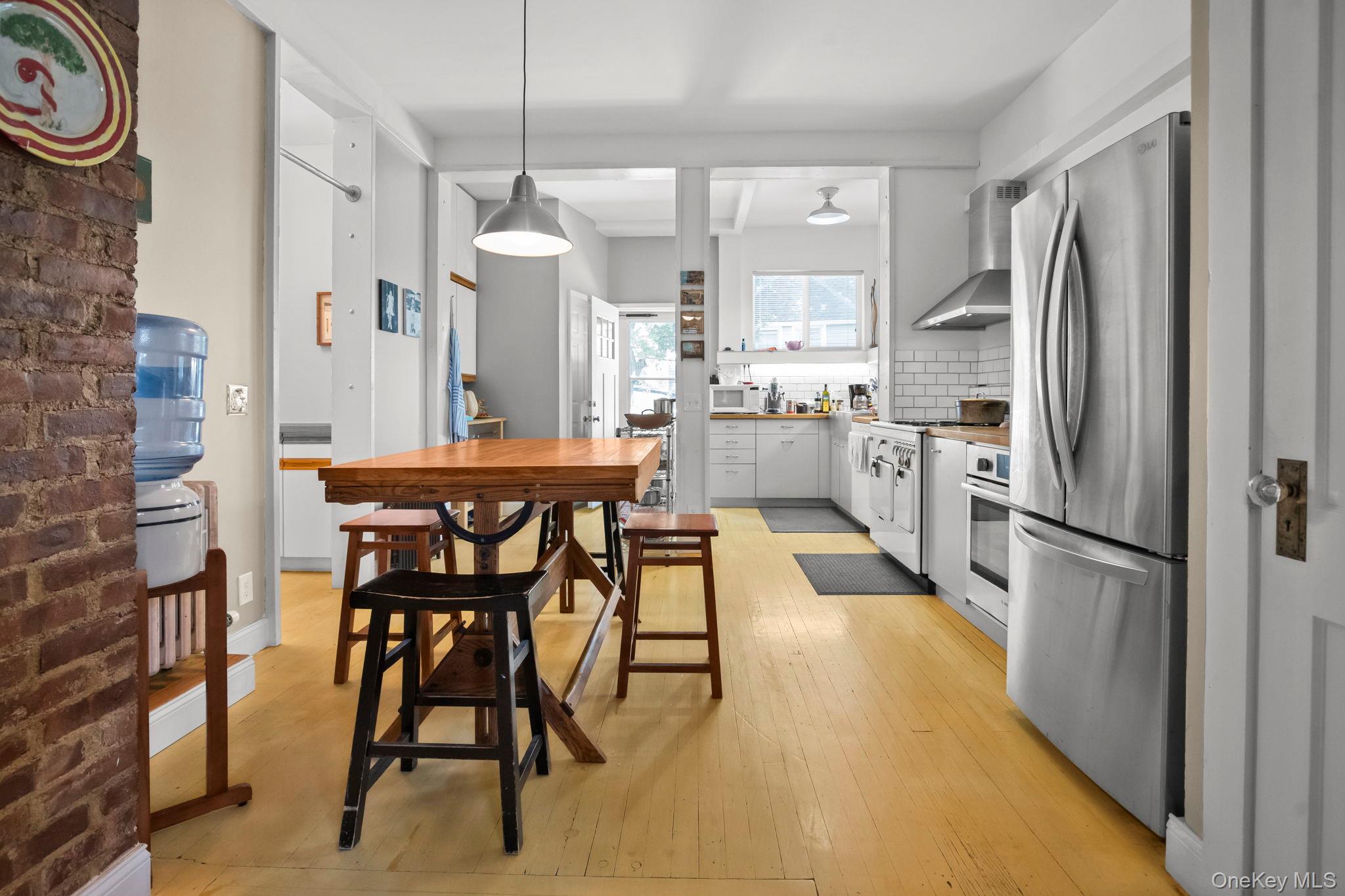 39 Bayley Avenue, Yonkers, NY 10705