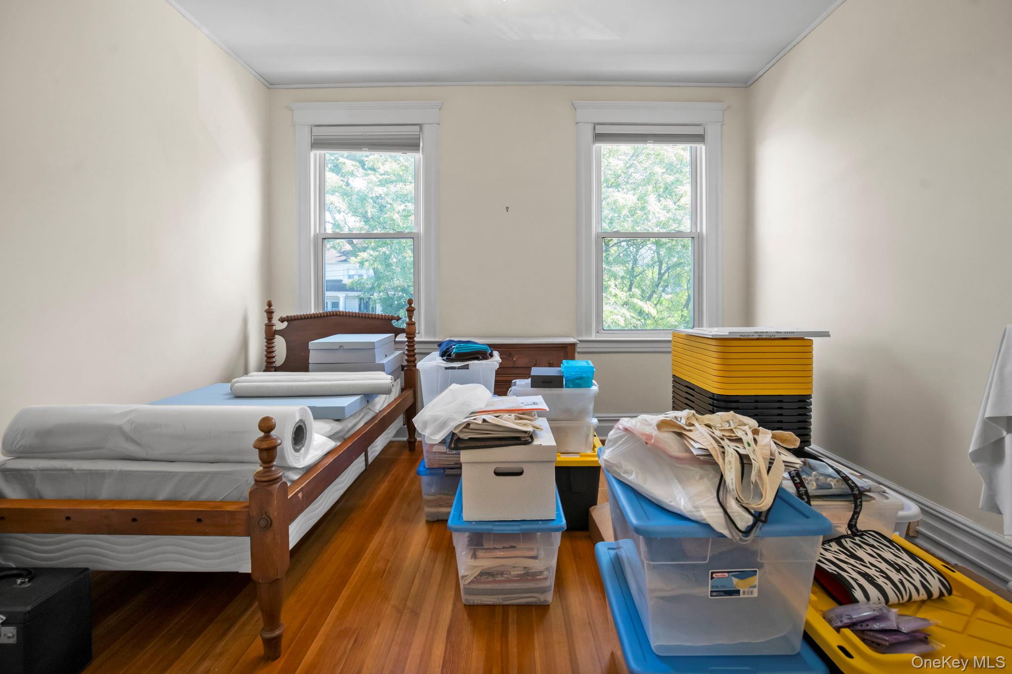 39 Bayley Avenue, Yonkers, NY 10705