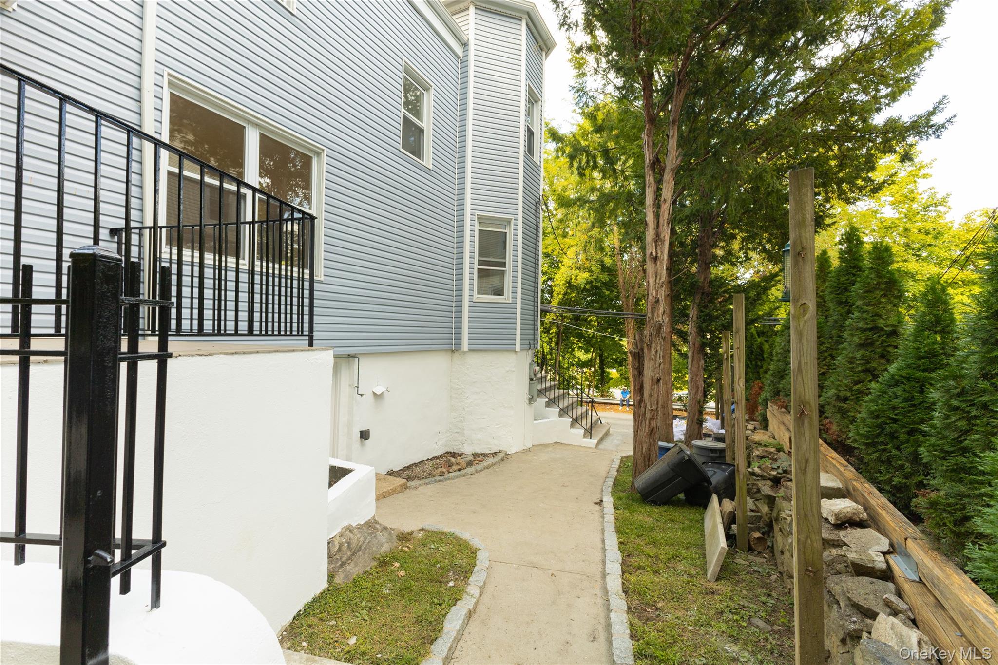 15 Desmond Avenue, Bronxville, NY 10708