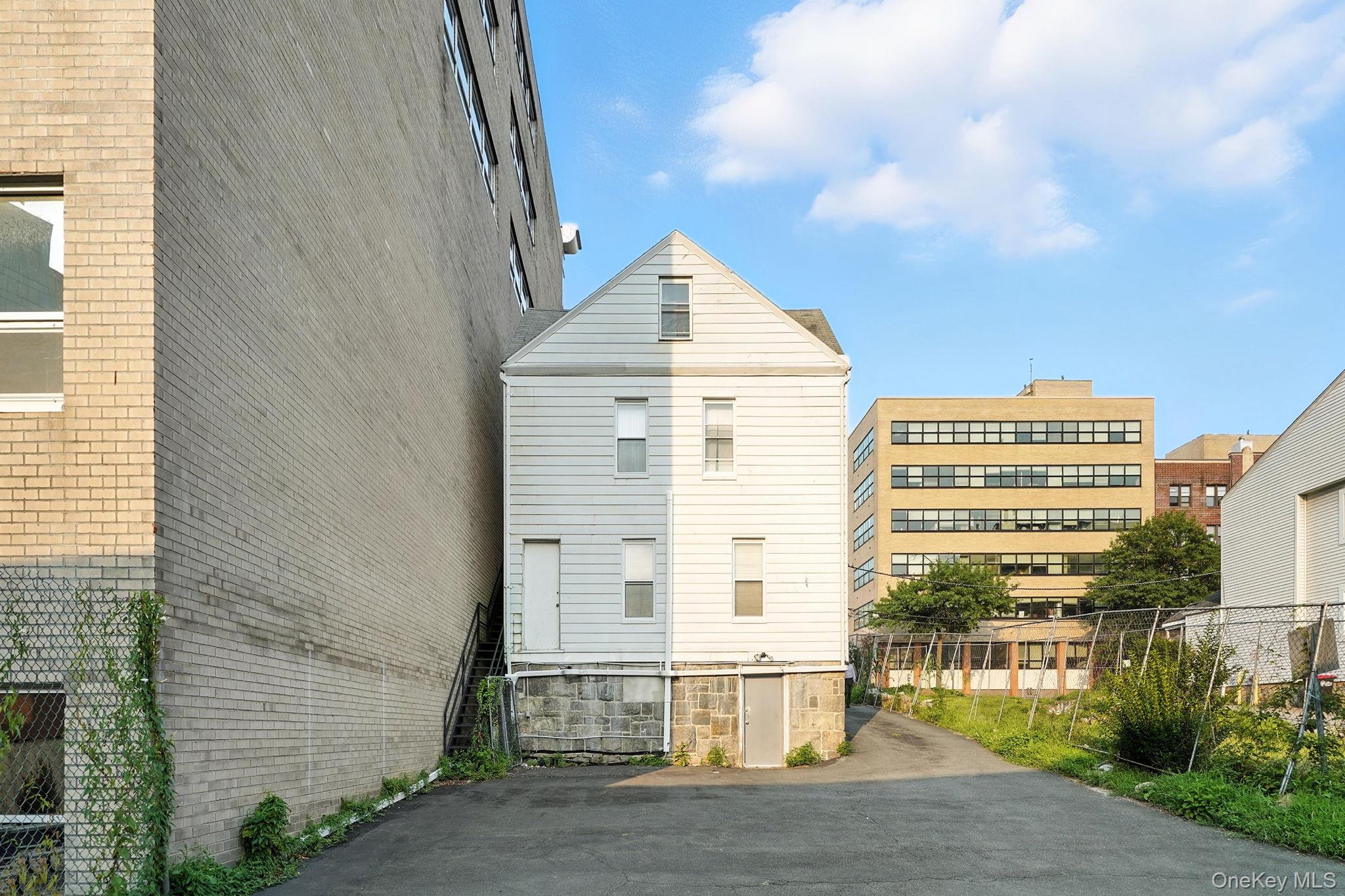 158 Grand Street, White Plains, NY 10601