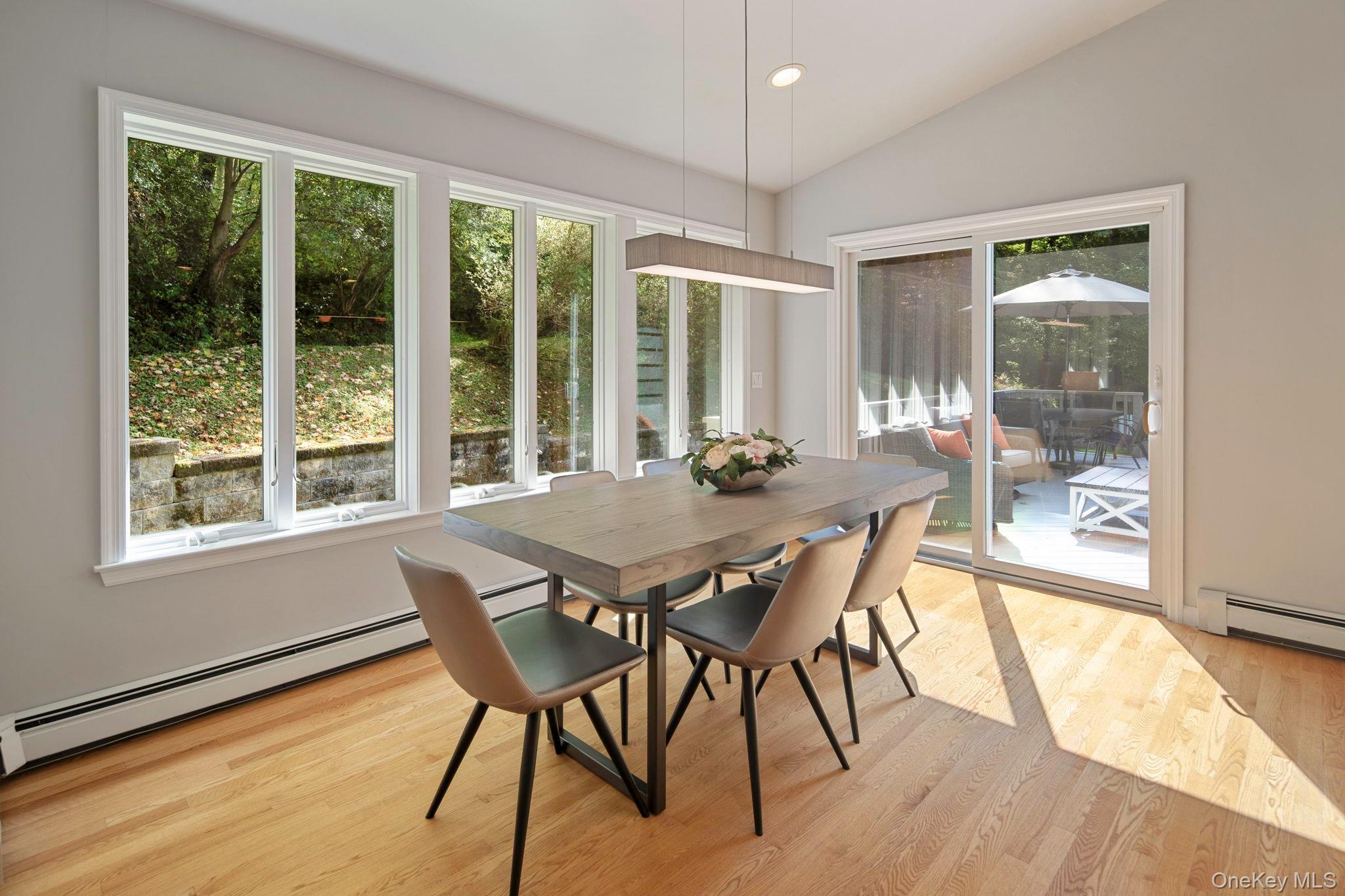 35 Whitlaw Lane, Chappaqua, NY 10514