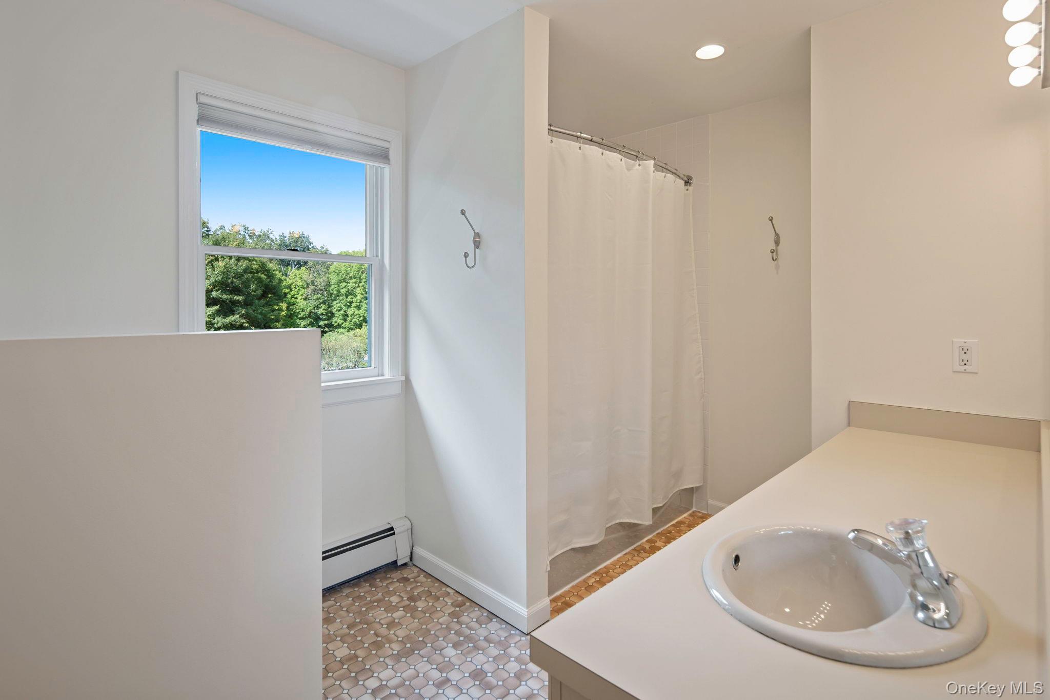 35 Whitlaw Lane, Chappaqua, NY 10514