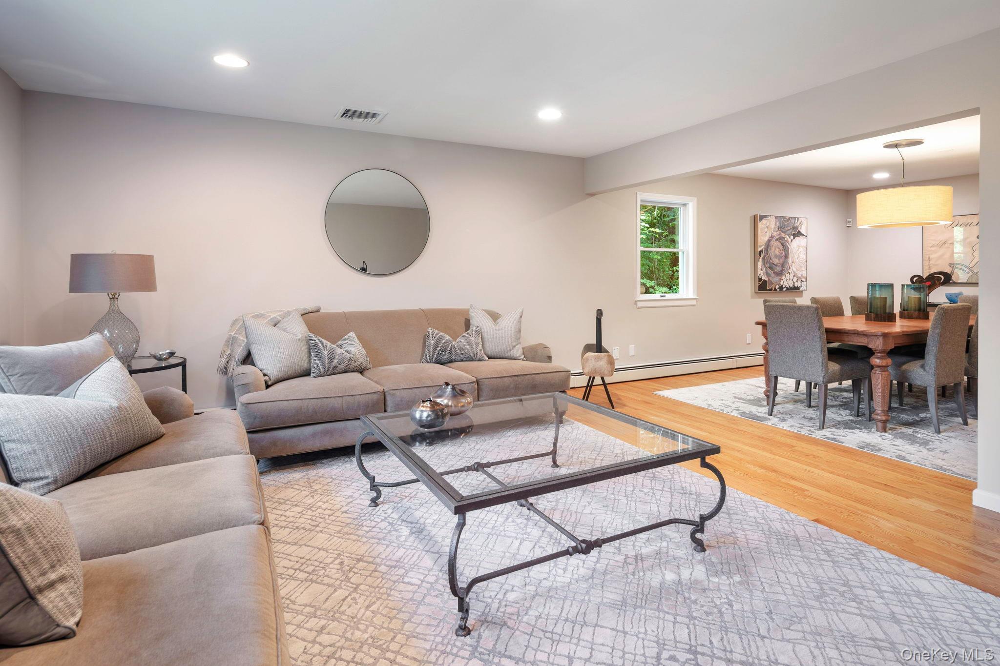 35 Whitlaw Lane, Chappaqua, NY 10514