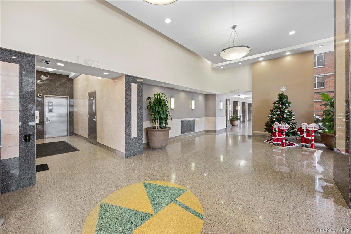 477 FDR Drive # M1602, New York (Manhattan), NY 10002