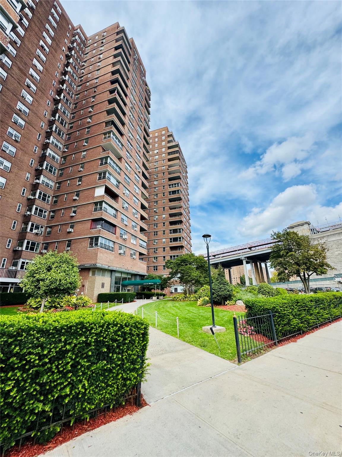 477 FDR Drive # M1602, New York (Manhattan), NY 10002