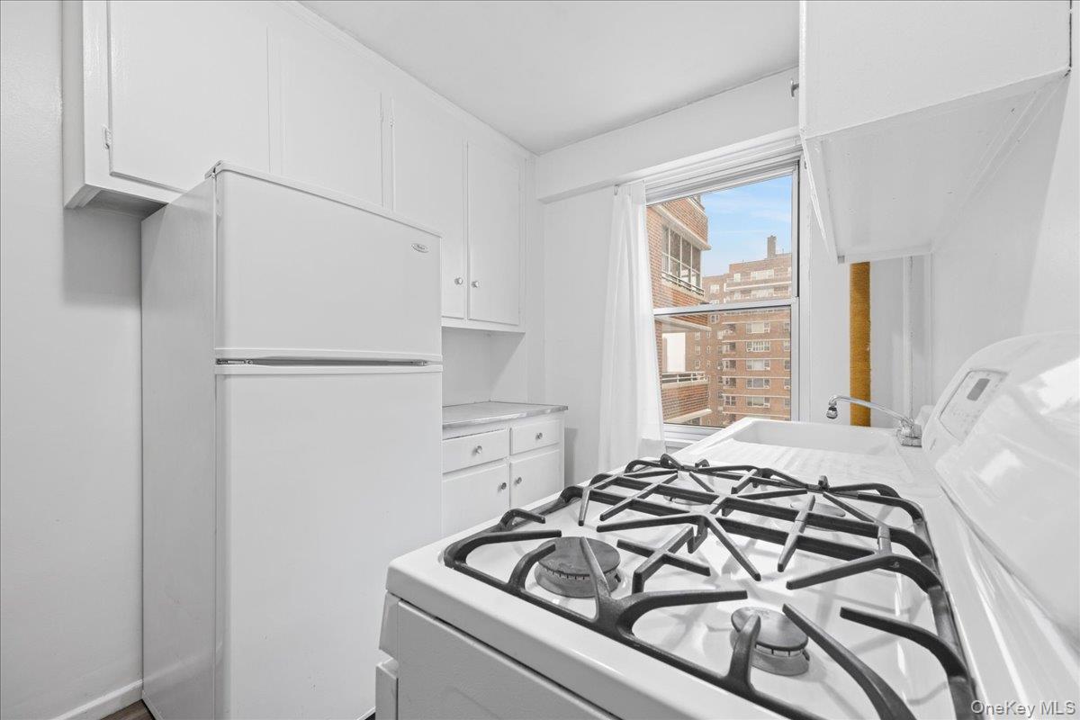 477 FDR Drive # M1602, New York (Manhattan), NY 10002