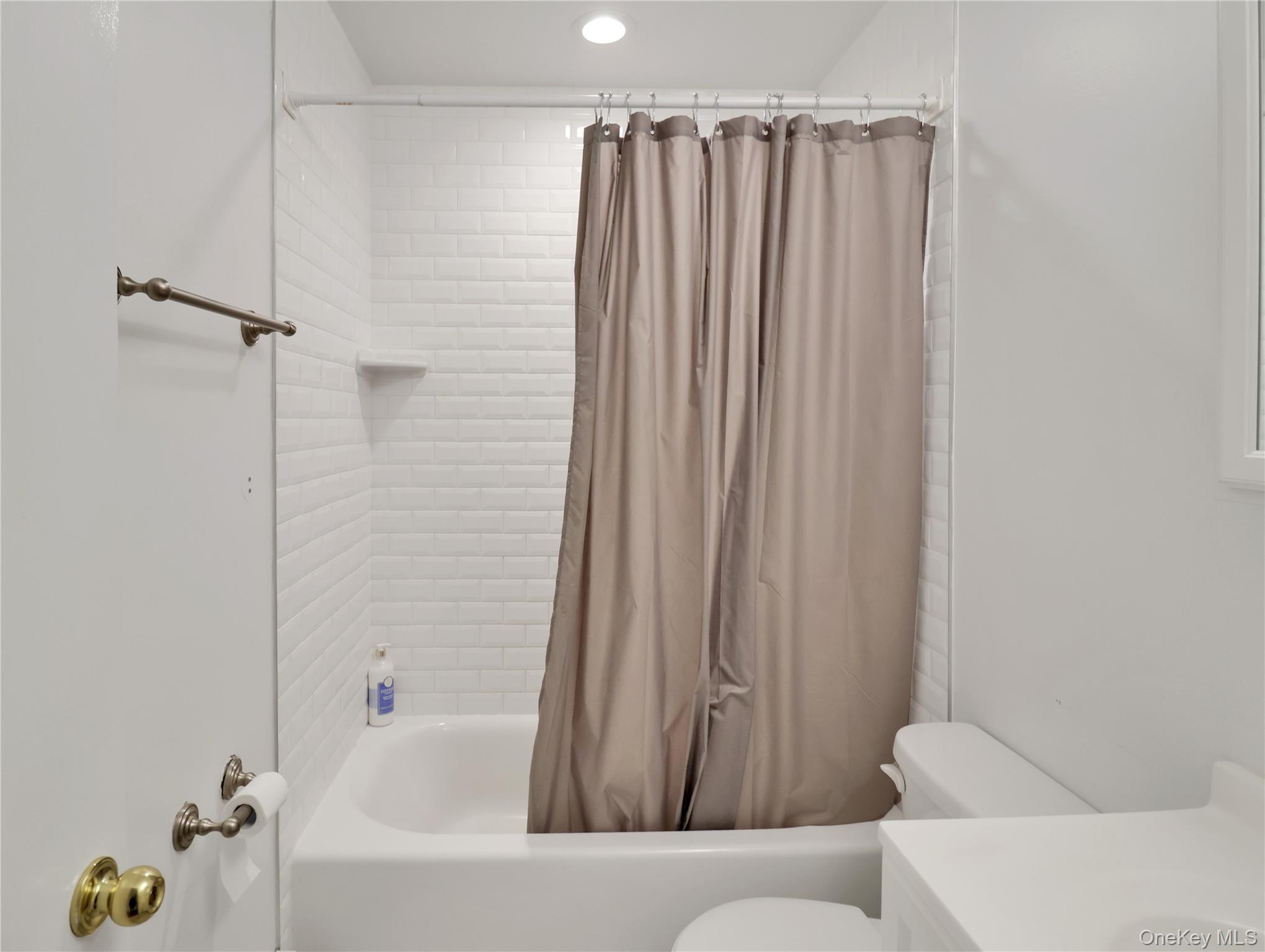 54-56 S Grant Avenue, Congers, NY 10920