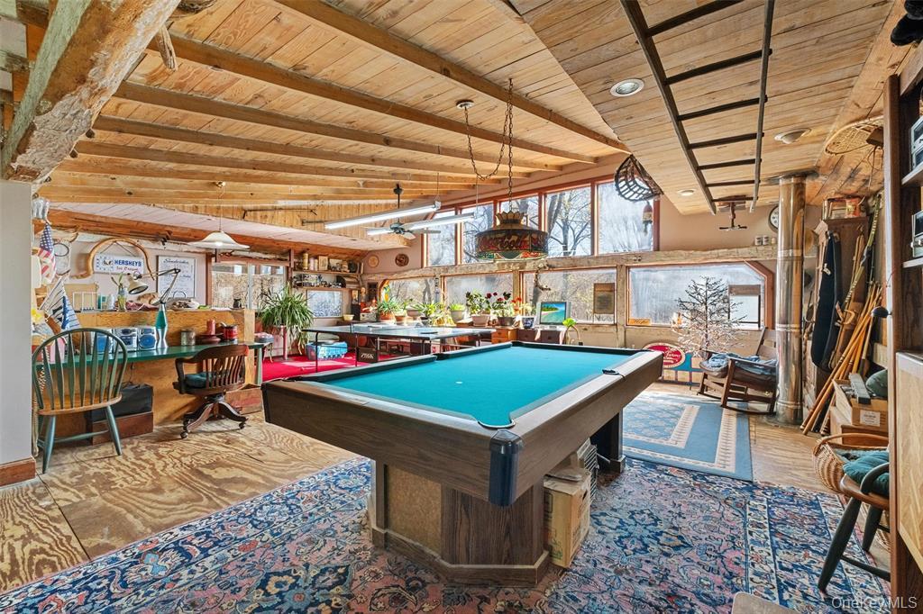 86 State Route 32 S, New Paltz, NY 12561