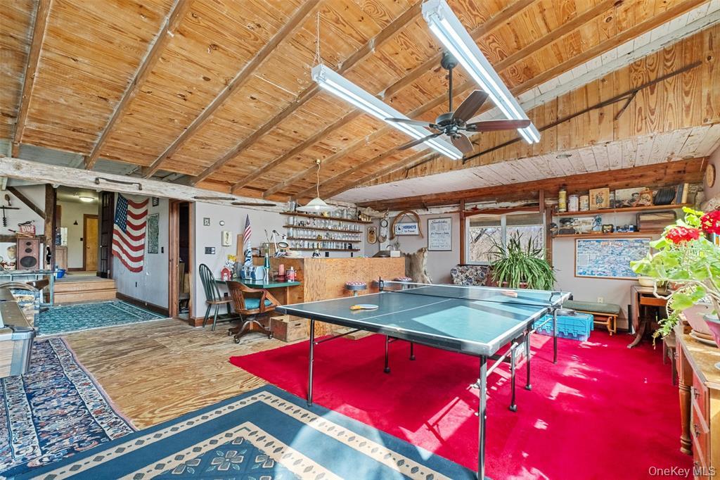 86 State Route 32 S, New Paltz, NY 12561