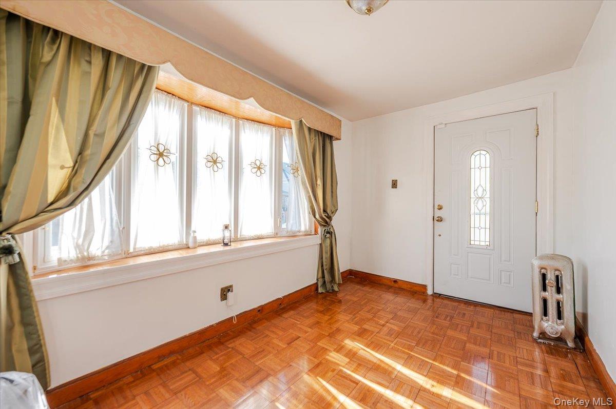 12253 Milburn Street, Saint Albans, NY 11413