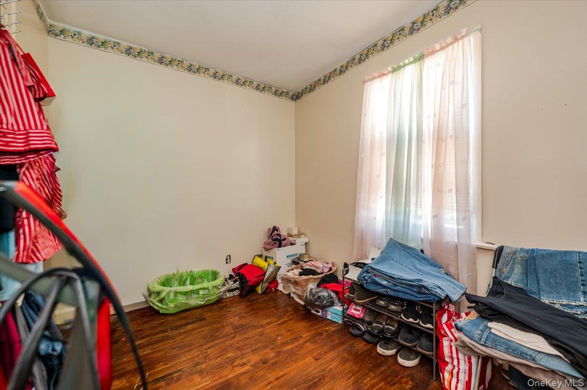 12253 Milburn Street, Saint Albans, NY 11413