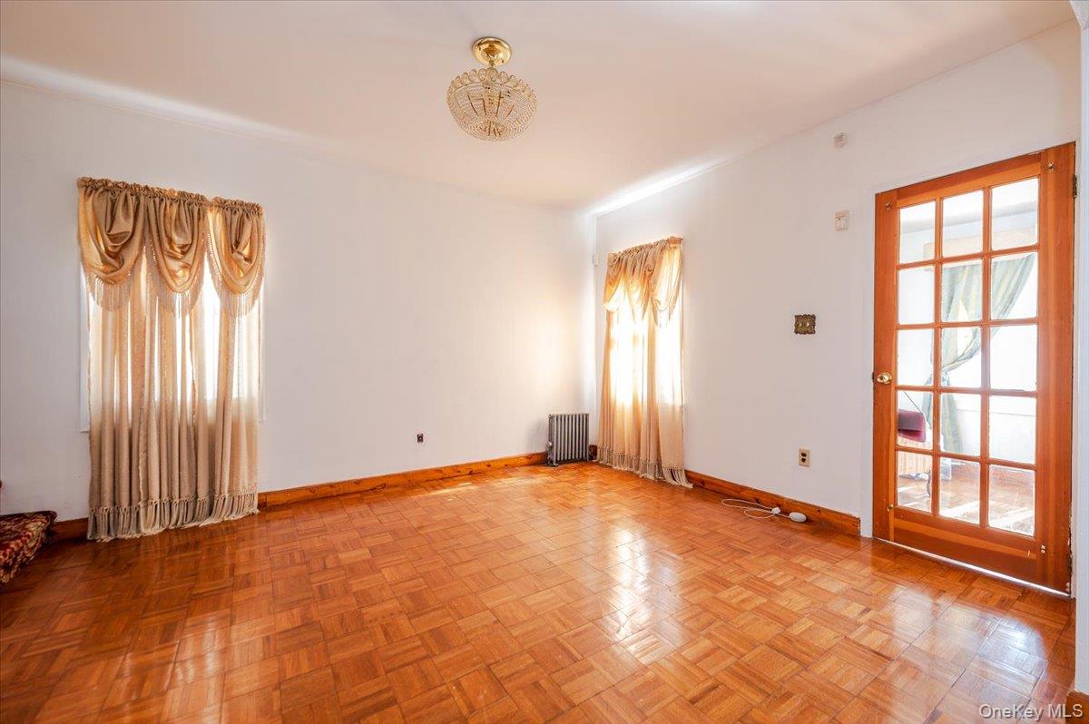 12253 Milburn Street, Saint Albans, NY 11413