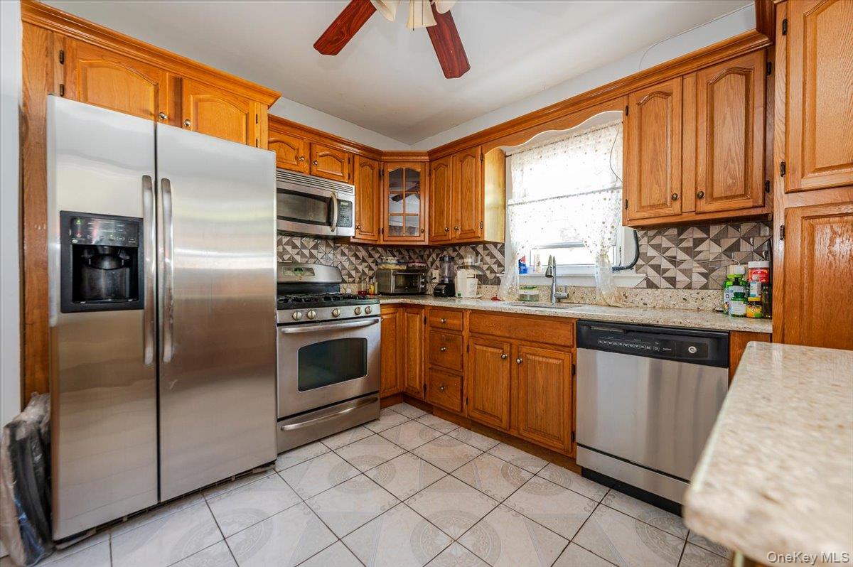 12253 Milburn Street, Saint Albans, NY 11413