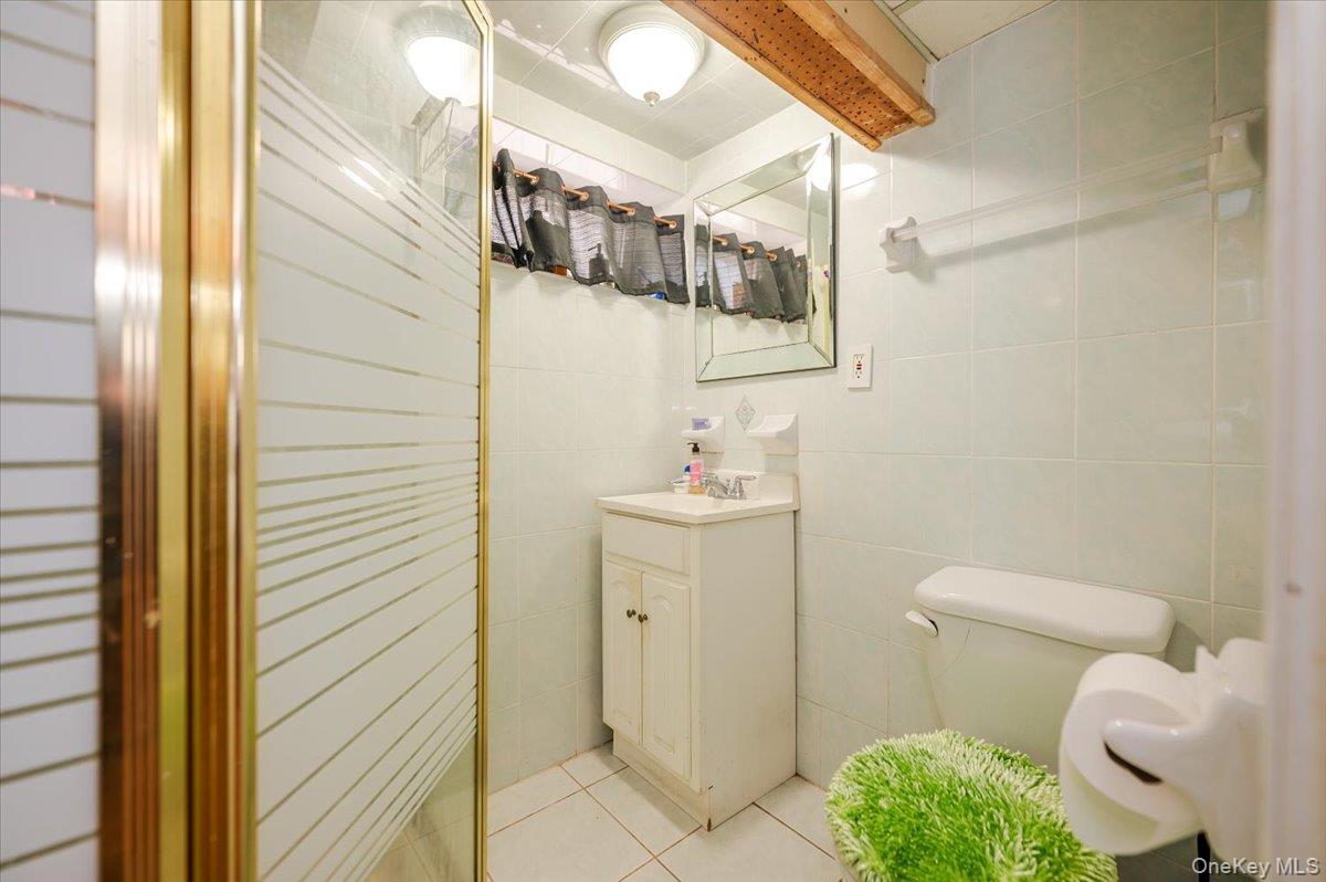 12253 Milburn Street, Saint Albans, NY 11413