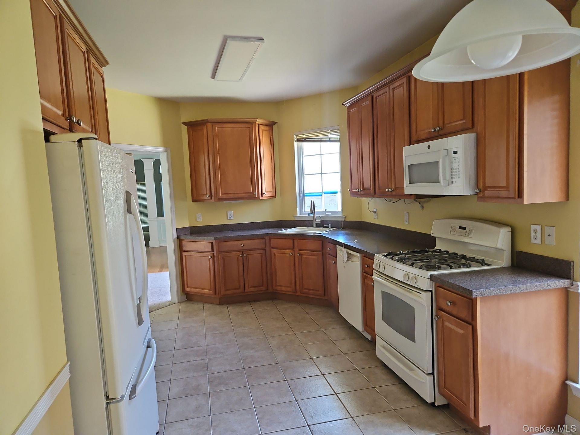 68 Louden Loop, Mount Sinai, NY 11766