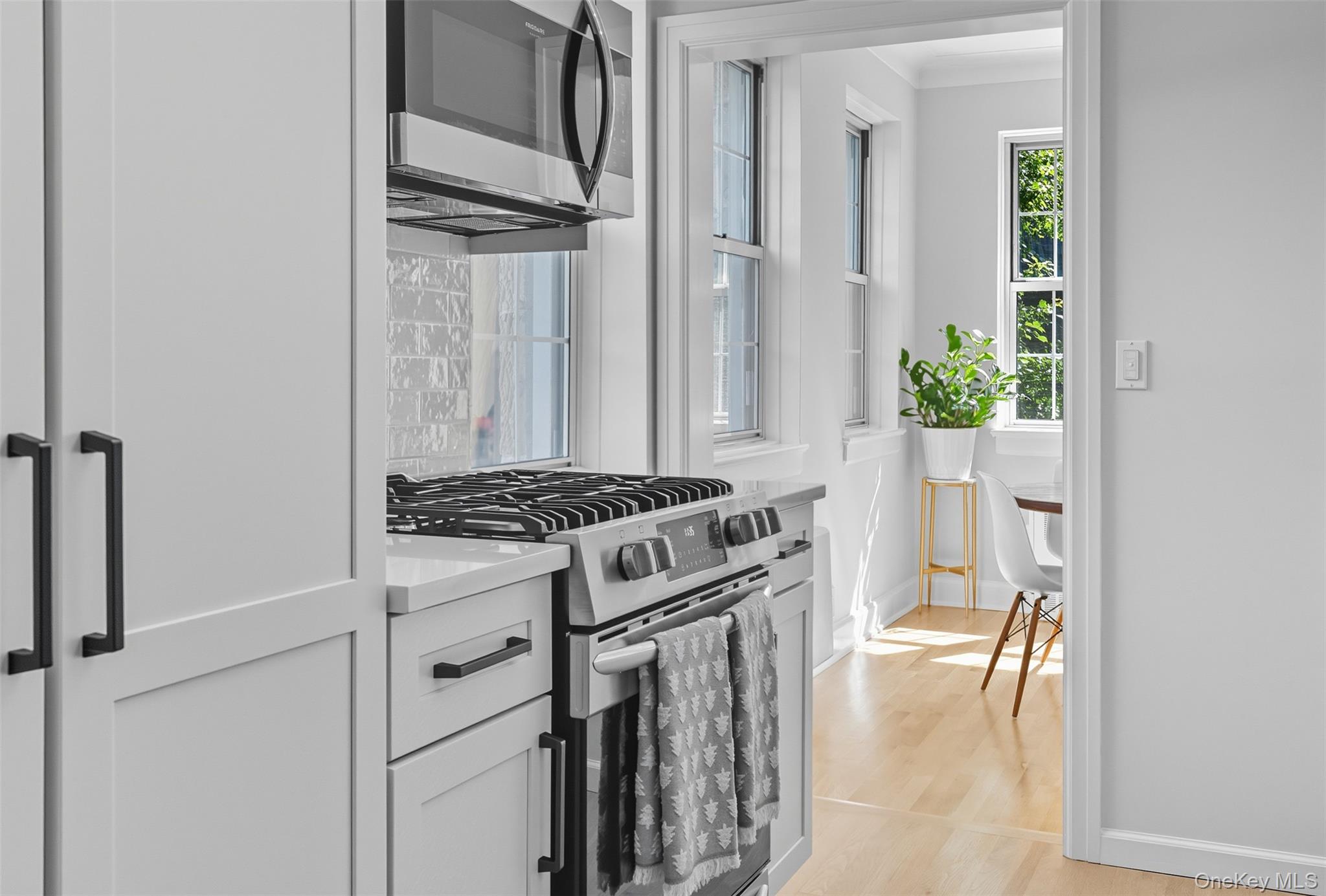 16 N Chatsworth Avenue # 214, Larchmont, NY 10538