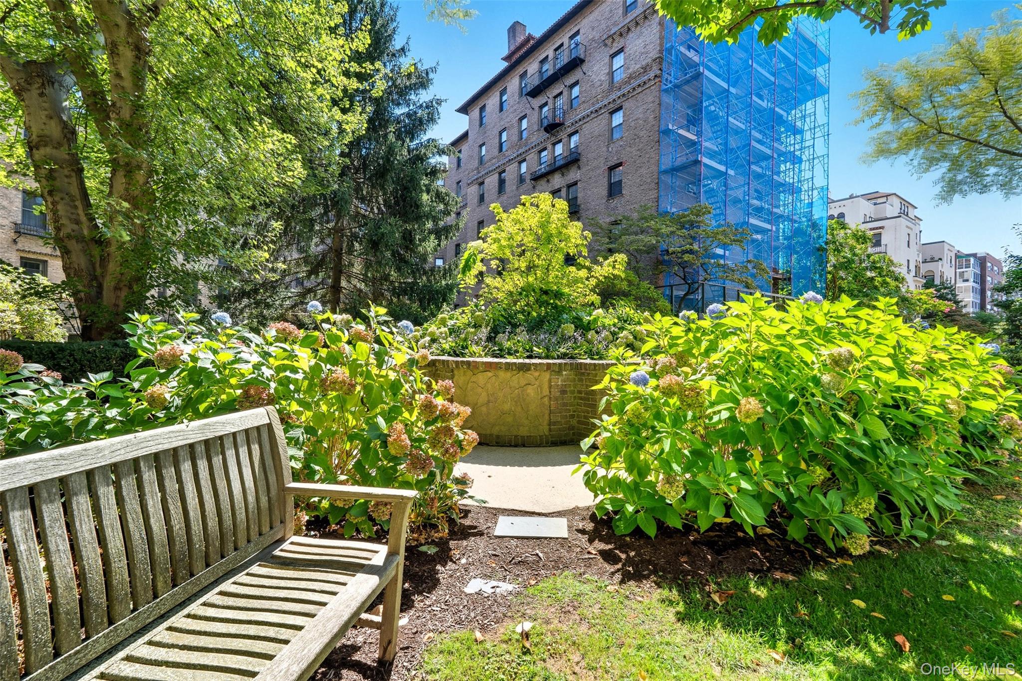 16 N Chatsworth Avenue # 214, Larchmont, NY 10538