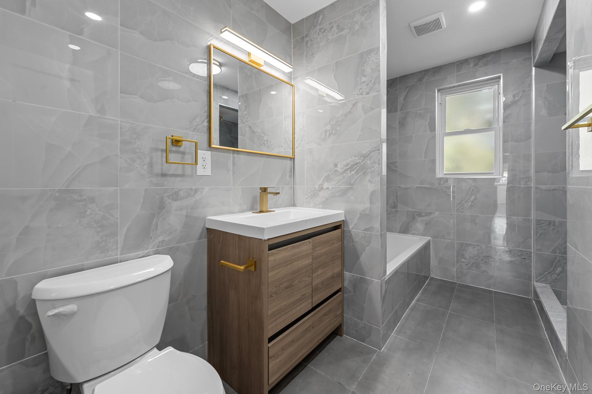 11616 217th Street, Cambria Heights, NY 11411