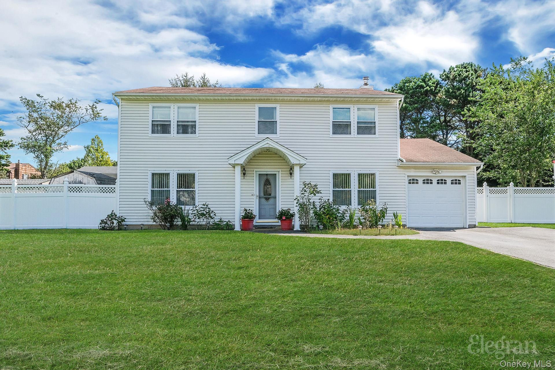 21 Apple Blossom Lane, East Patchogue, NY 11772