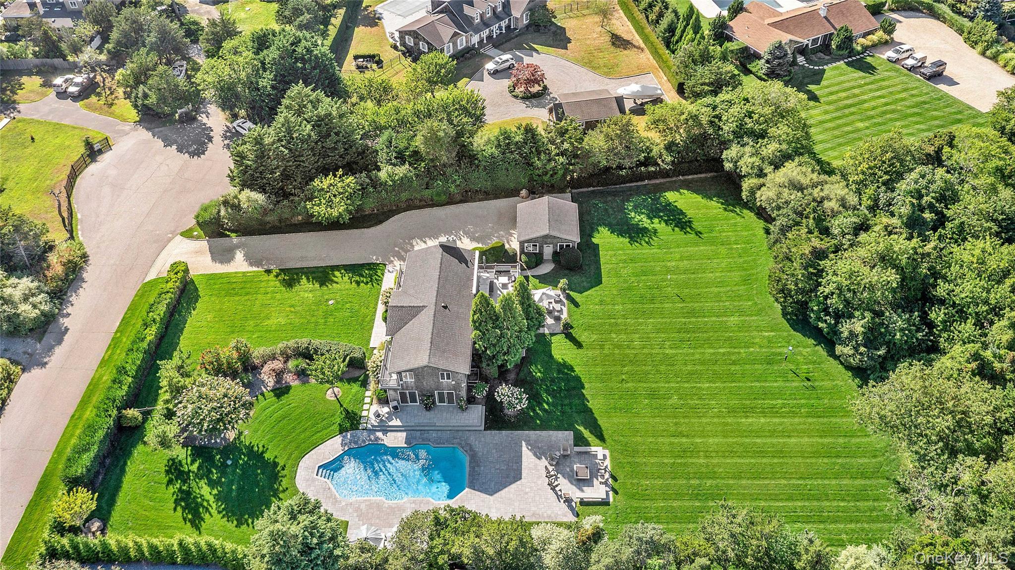 4 Bayberry Lane, Remsenburg, NY 11960