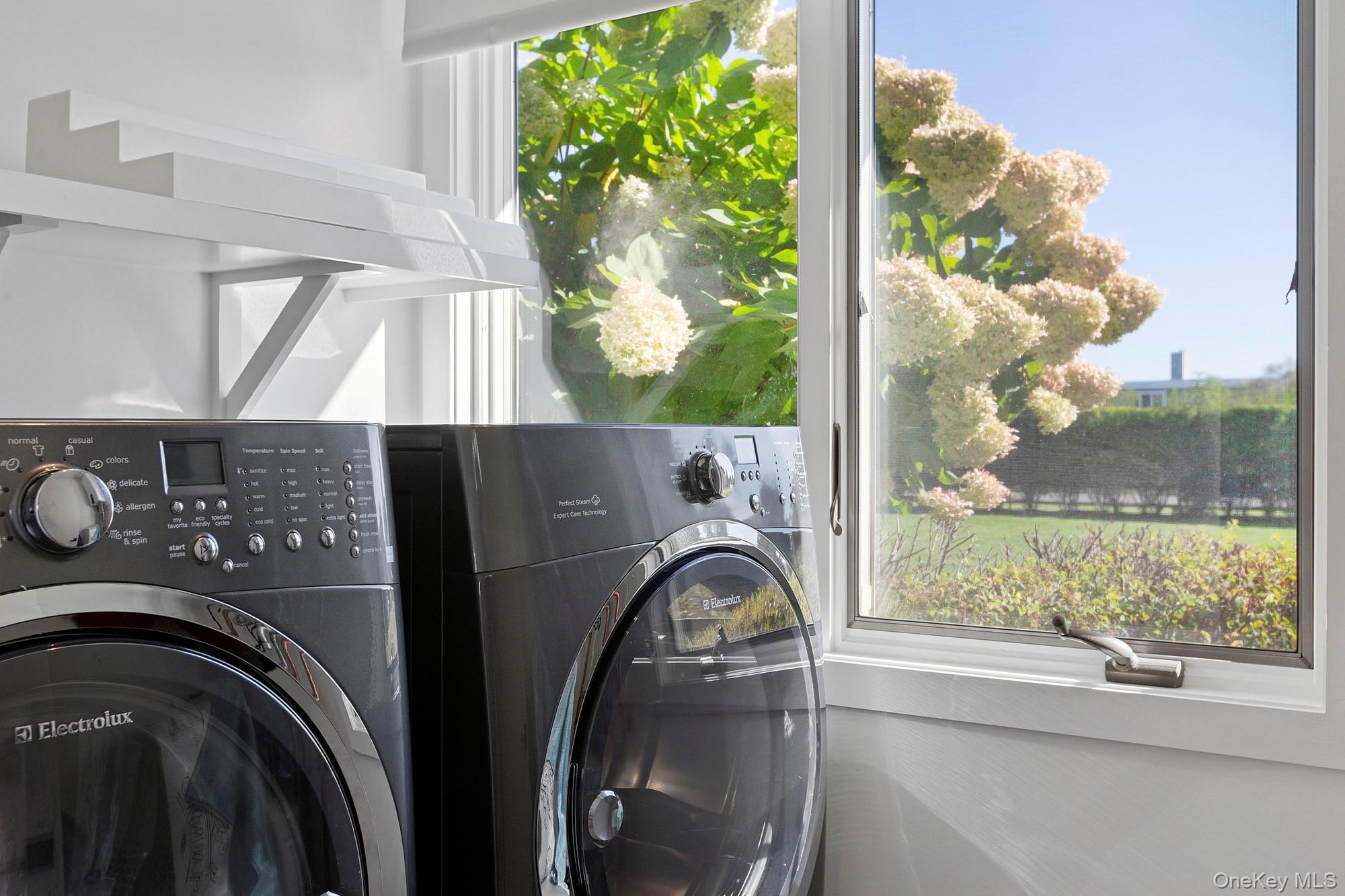 4 Bayberry Lane, Remsenburg, NY 11960