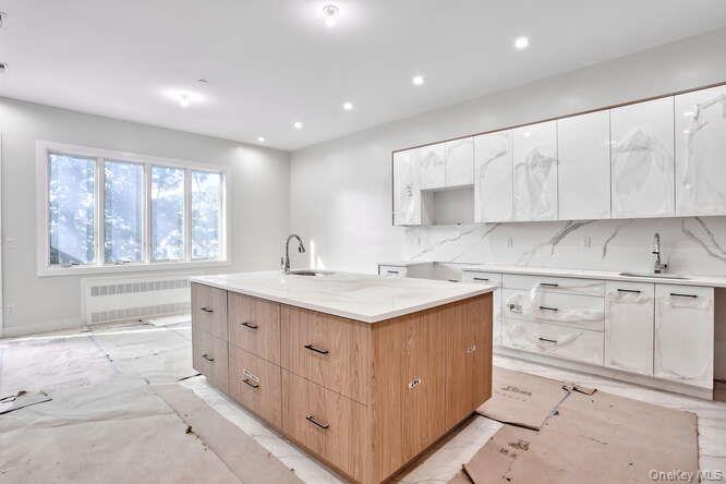 105 Grove Street # 202, Monsey, NY 10952