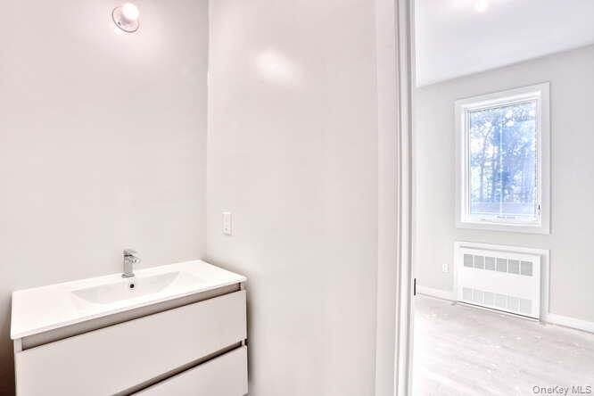 105 Grove Street # 202, Monsey, NY 10952