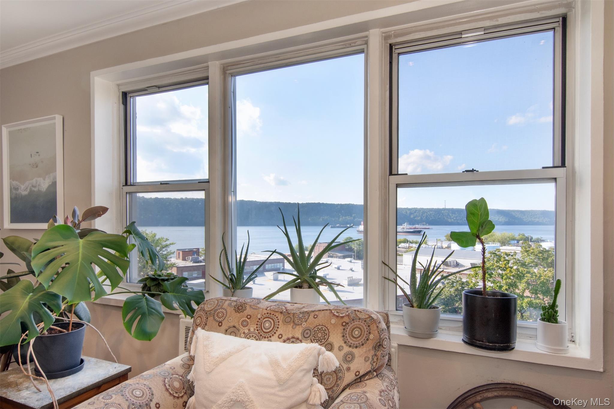 25 Sunnyside Drive # 4H, Yonkers, NY 10705